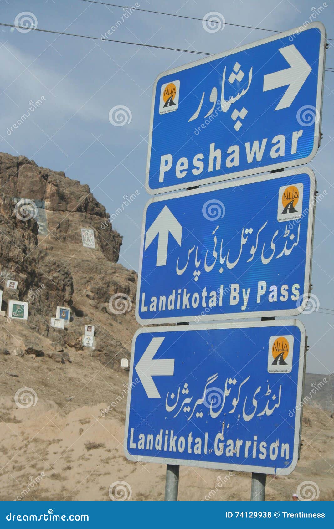 Khyber Pass in Pakistan editorial stock photo. Image of suicide 74129938