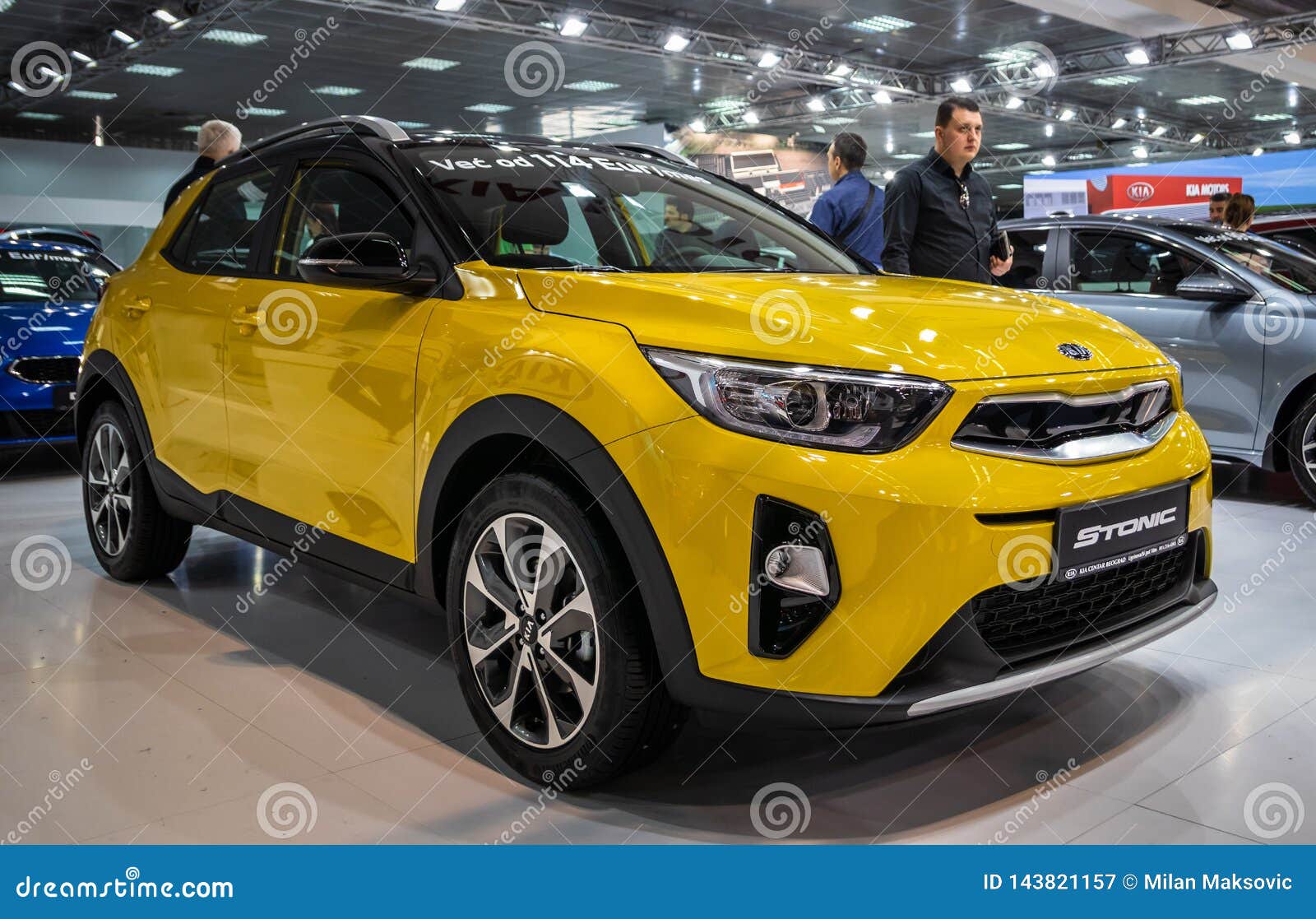 https://thumbs.dreamstime.com/z/kia-stonic-th-belgrade-international-car-motor-show-belgrade-serbia-kia-stonic-th-belgrade-international-car-motor-143821157.jpg