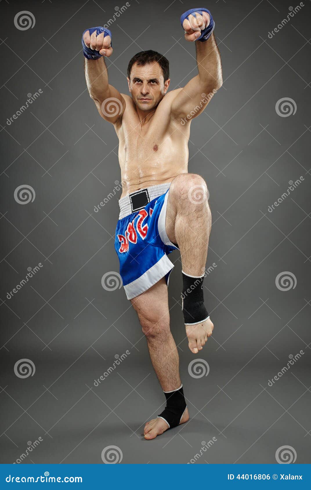 Kickboxer in guard stance stock photo. Image of kickbox 44016806