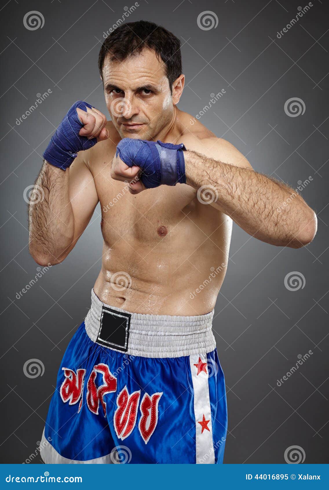 Kickboxer in guard stance stock image. Image of combat 44016895