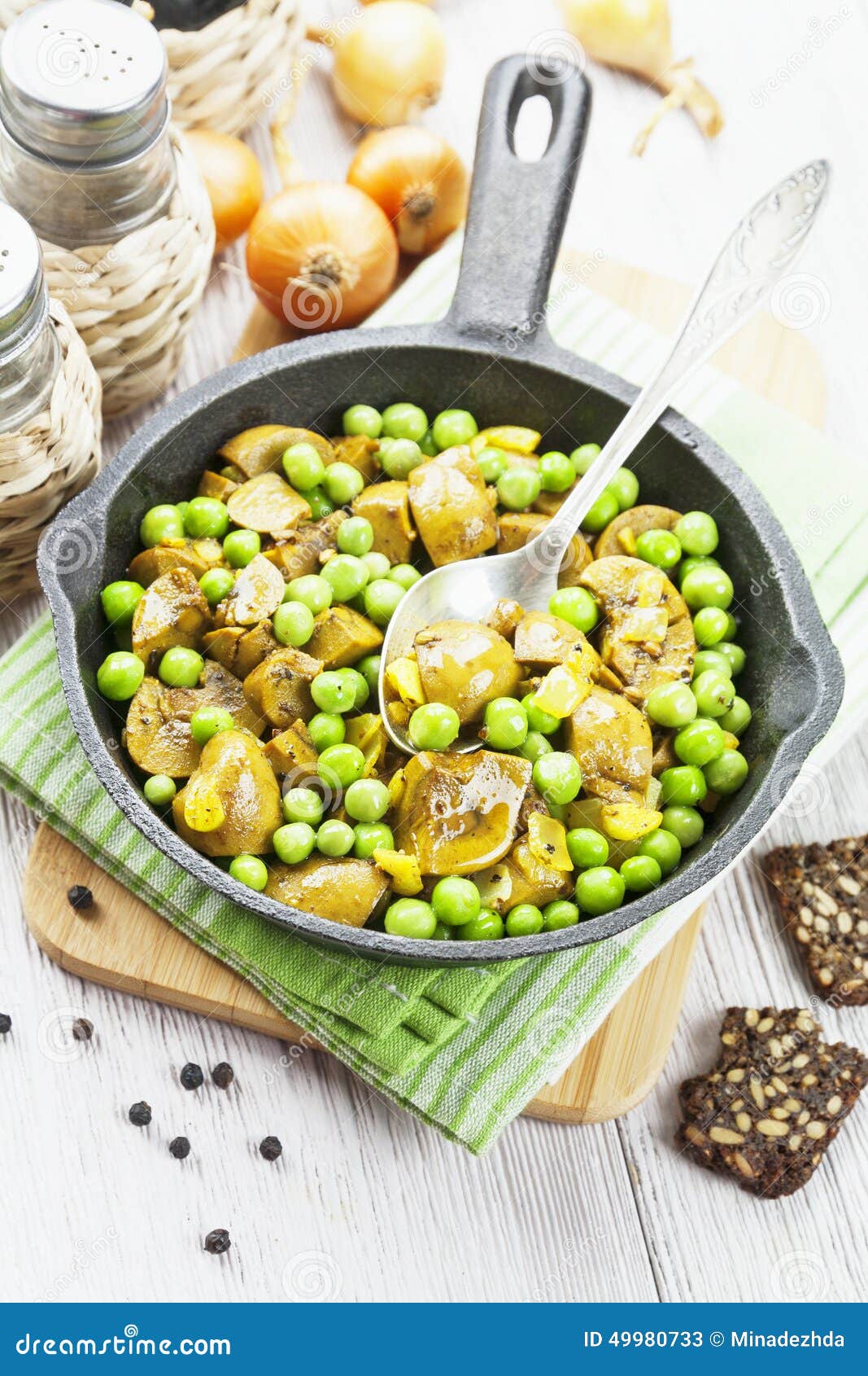 Kidneys with Green Peas and Curry Stock Image Image of meal, wooden 49980733