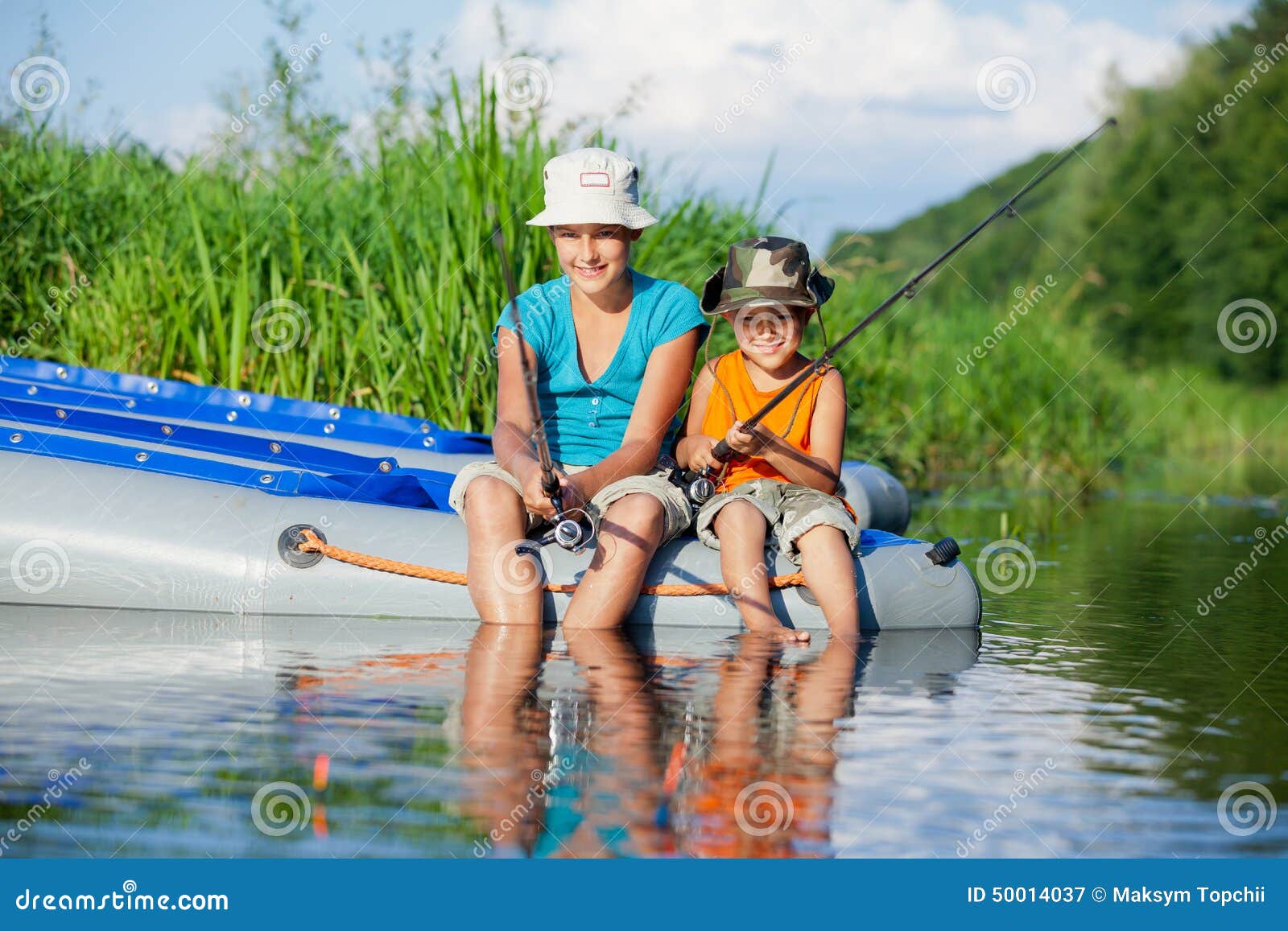 517 Carp Landing Stock Photos - Free & Royalty-Free Stock Photos from  Dreamstime