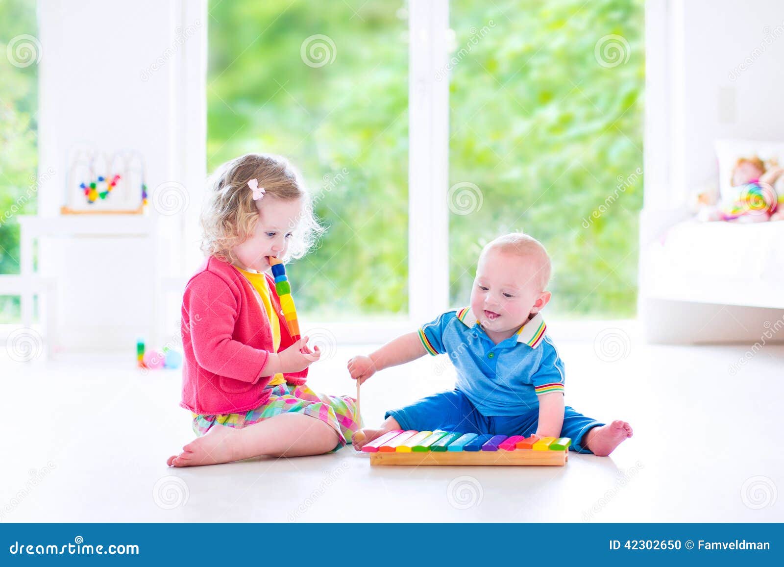 Kids Playing Music with Xylophone Stock Photo - Image of friends,  instrument: 42302650