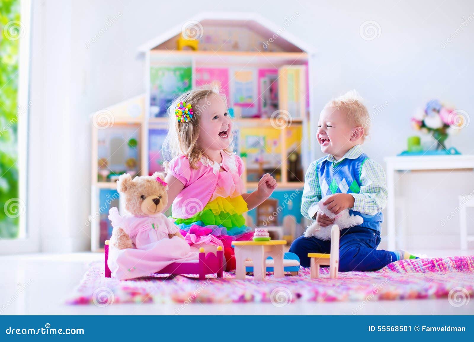 1,000+ Girl Doll House Stock Photos, Pictures & Royalty-Free Images -  iStock