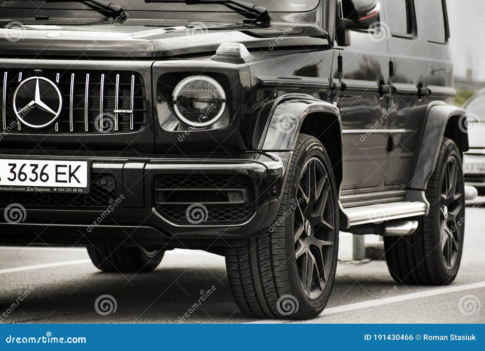 Kiev Ukraine May 19 Mercedes Benz G Class Amg In The City Parked Car Black Suv Editorial Photo Image Of Headlights Radio
