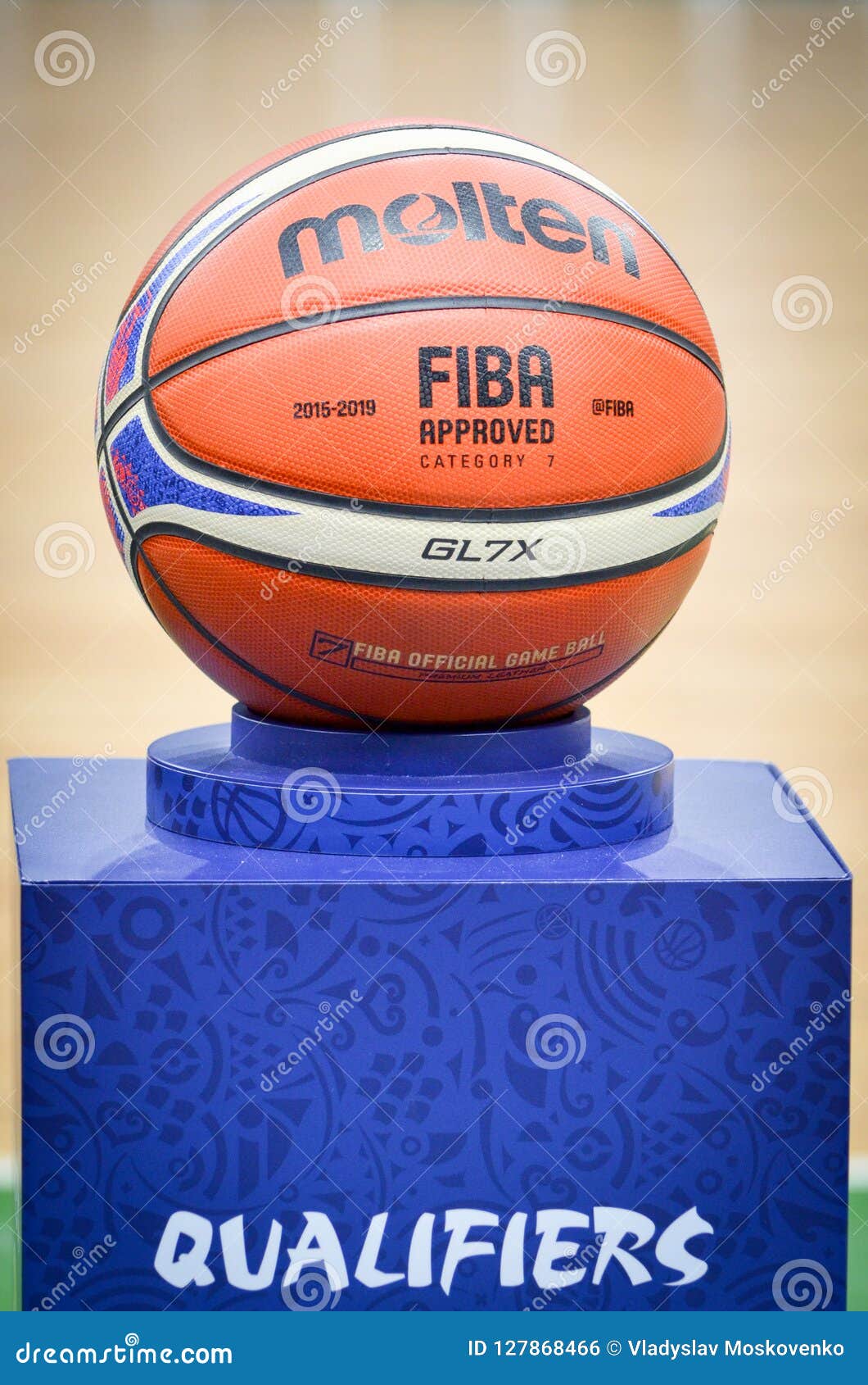 Basketball  Molten USA