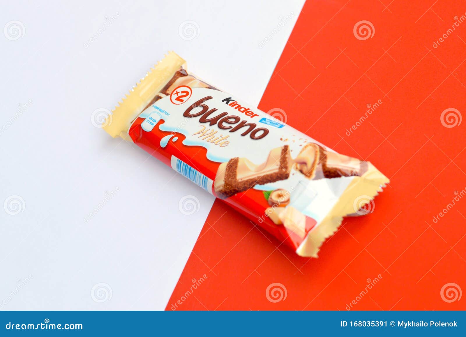 Kinder Bueno White Chocolate is a Confectionery Product Brand Line of  Italian Confectionery Multinational Manufacturer Ferrero Editorial Photo -  Image of beige, italian: 168035391