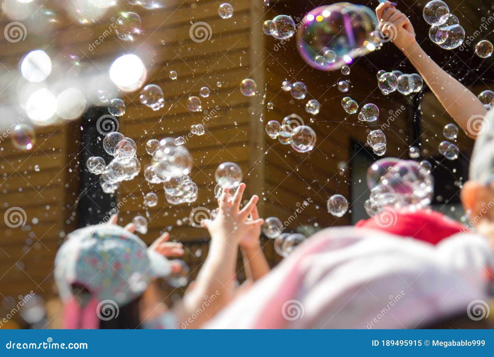 Seifenblasen Stock Blasen Schütteln Blasen-im Freien Tätigkeits Kinder CJ