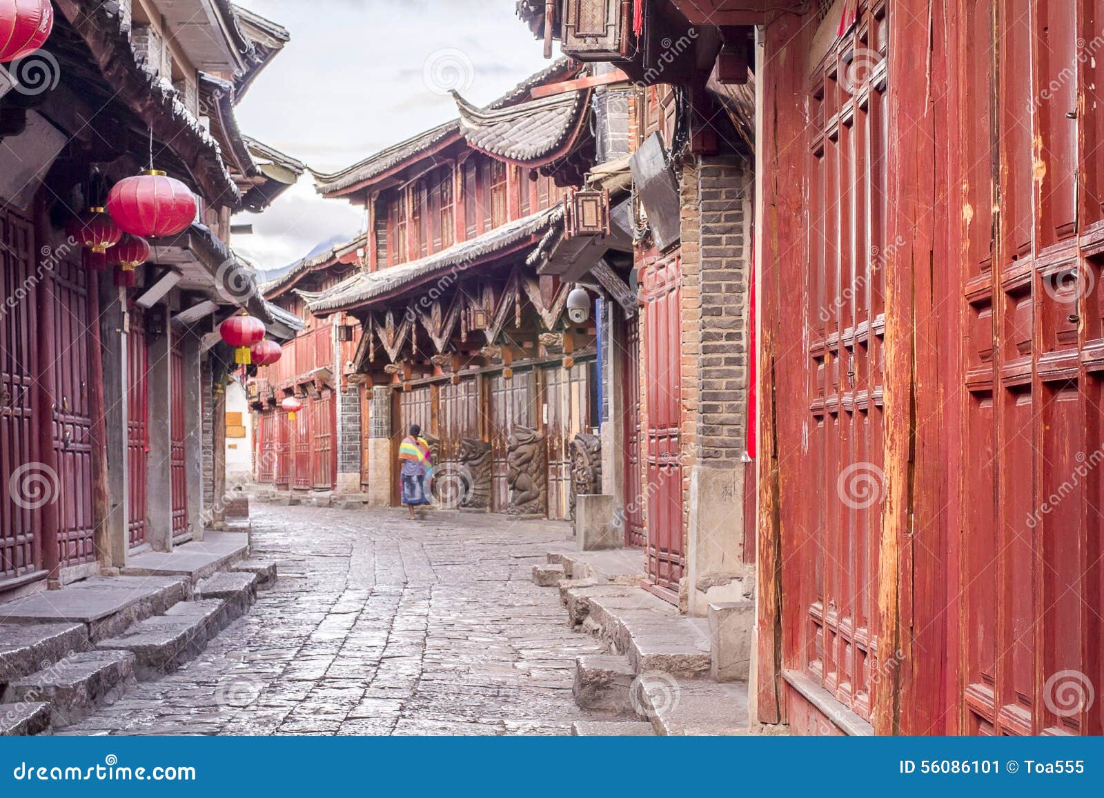 Kinesisk gammal stad i morgonen, Lijiang Yunnan, Kina