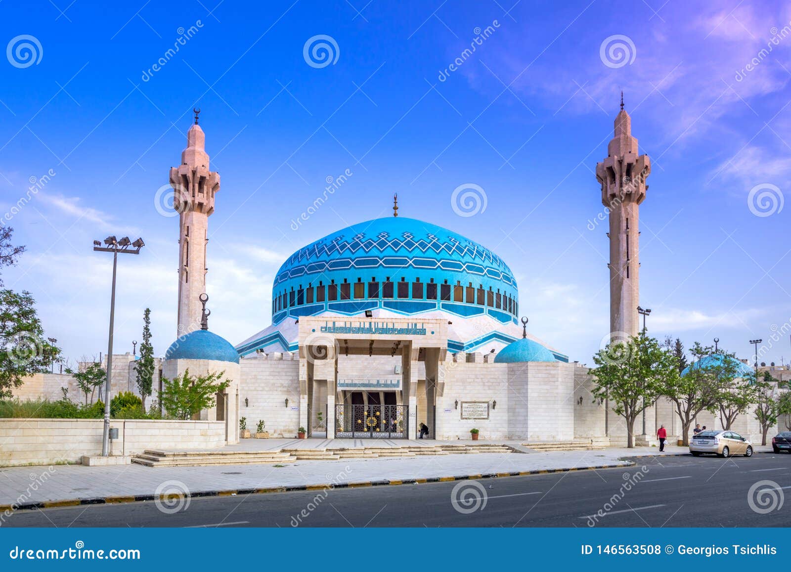 king abdullah mosque amman opening hours