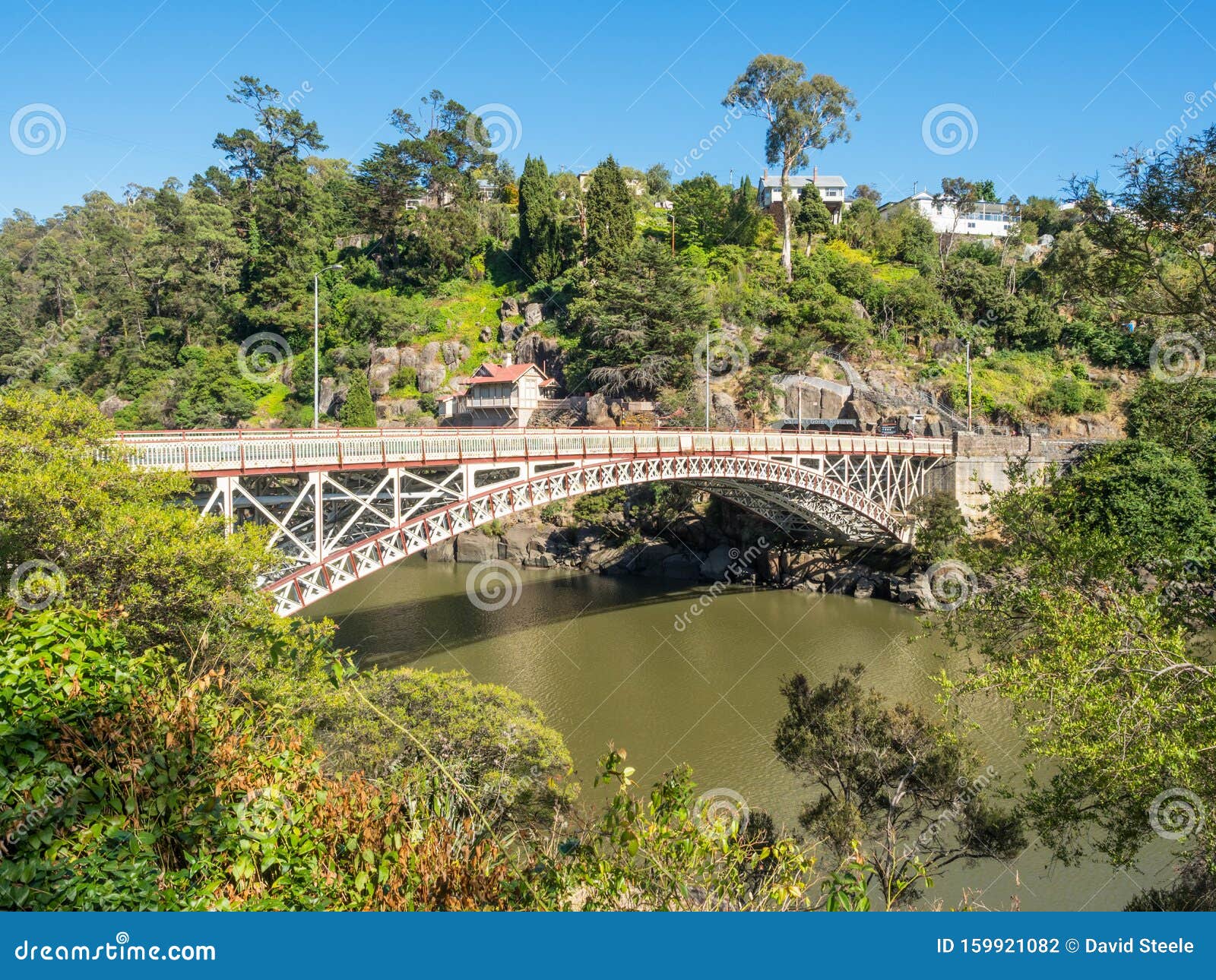 kings bridge in launceston, tasmania