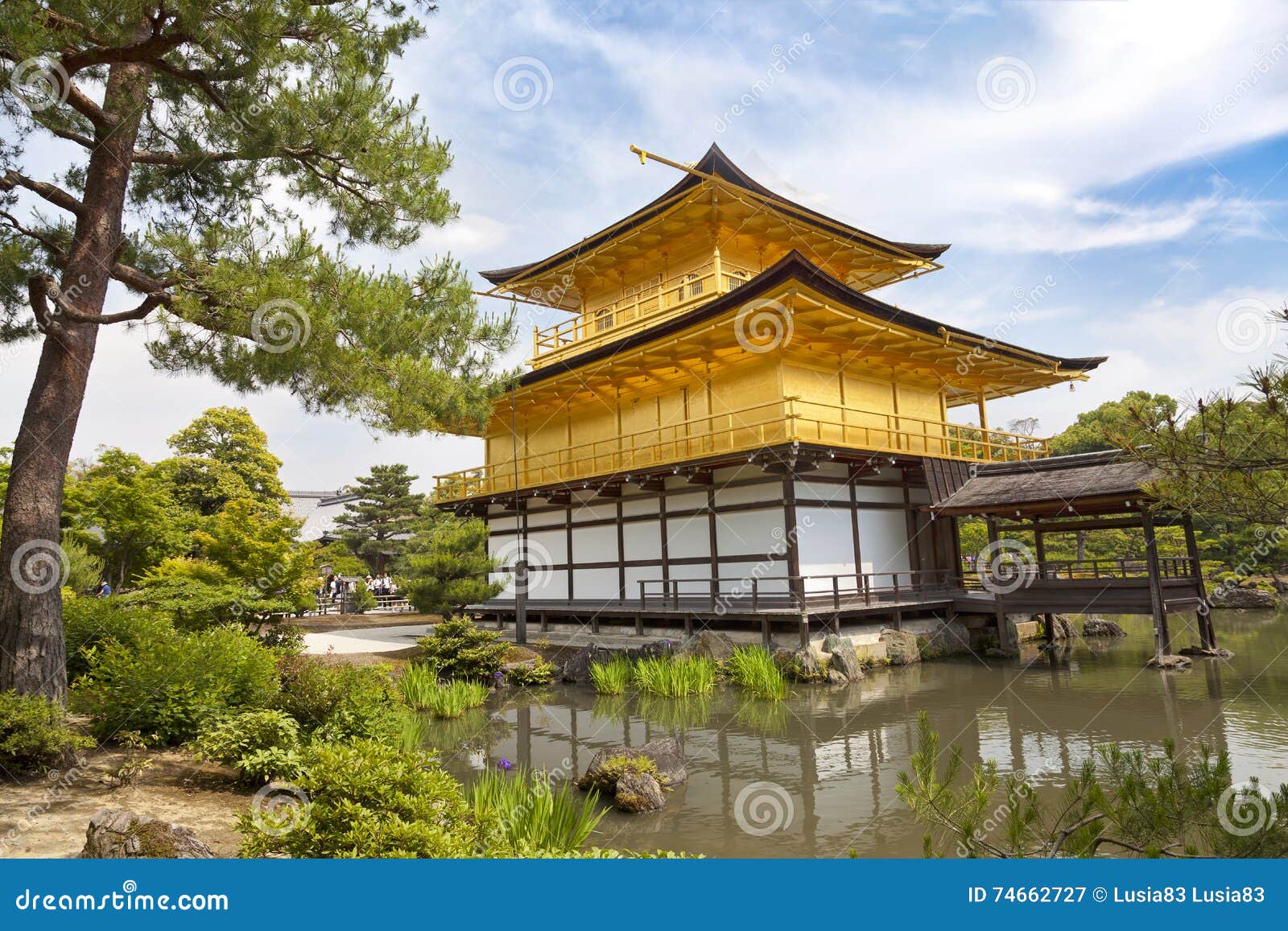 Kinkaku Ji O Pavilhao Dourado O Templo Budista Famoso Em Kyoto Japao Fotografia Editorial Imagem De Kyoto Japao