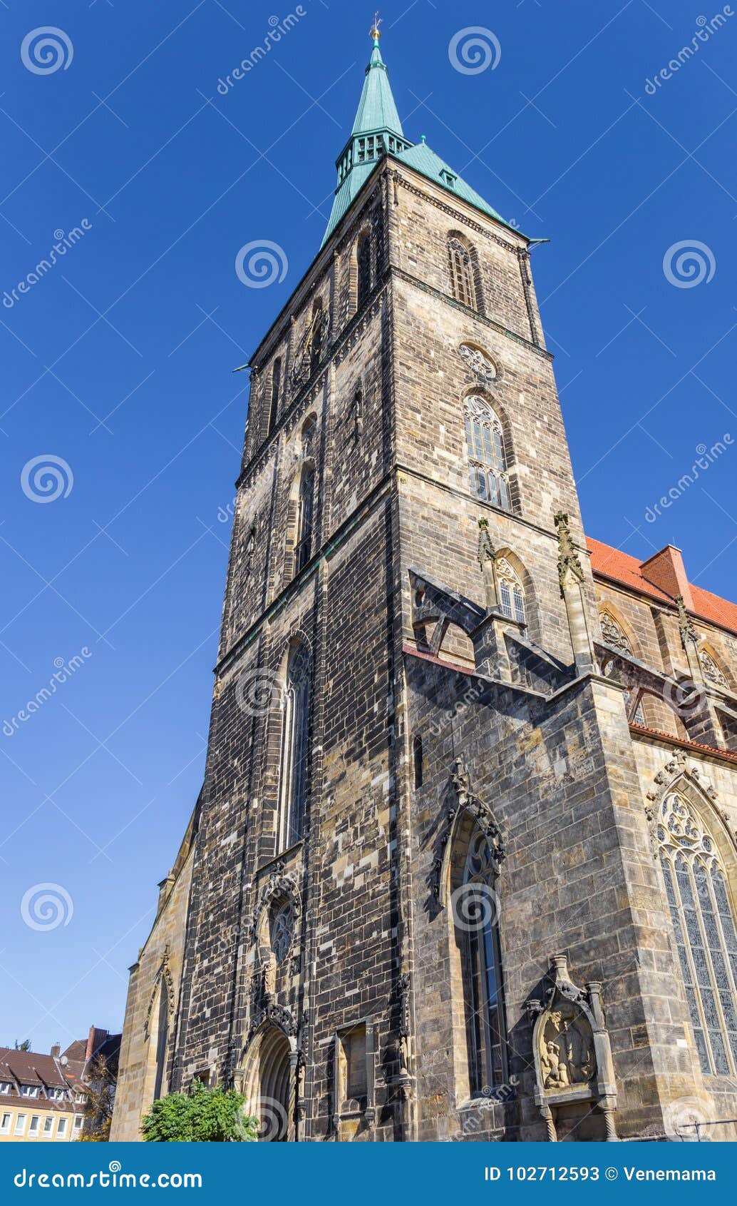 Kirche St. Andreas in Der Historischen Mitte Von Hildesheim Stockbild