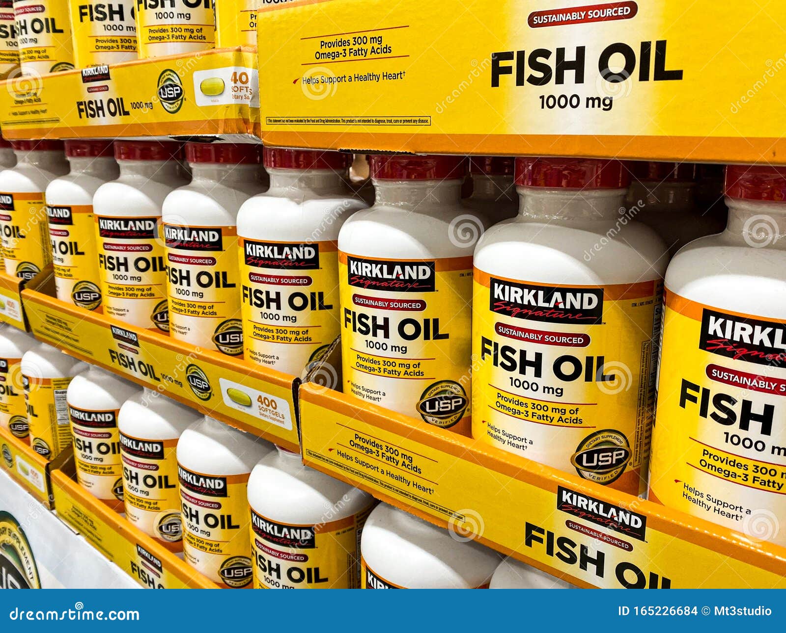 kirkland-signature-fish-oil-1000mg-on-display-at-costco-warehouse-aisle