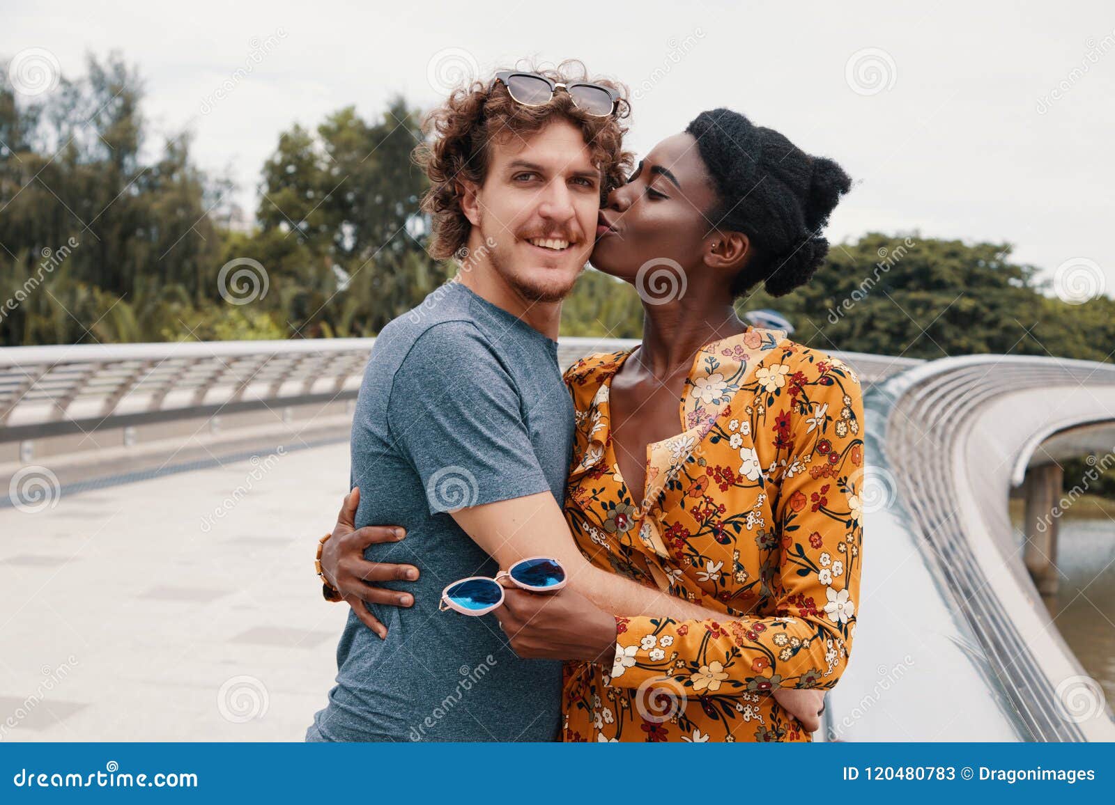 Black women women kissing black Women Kicked