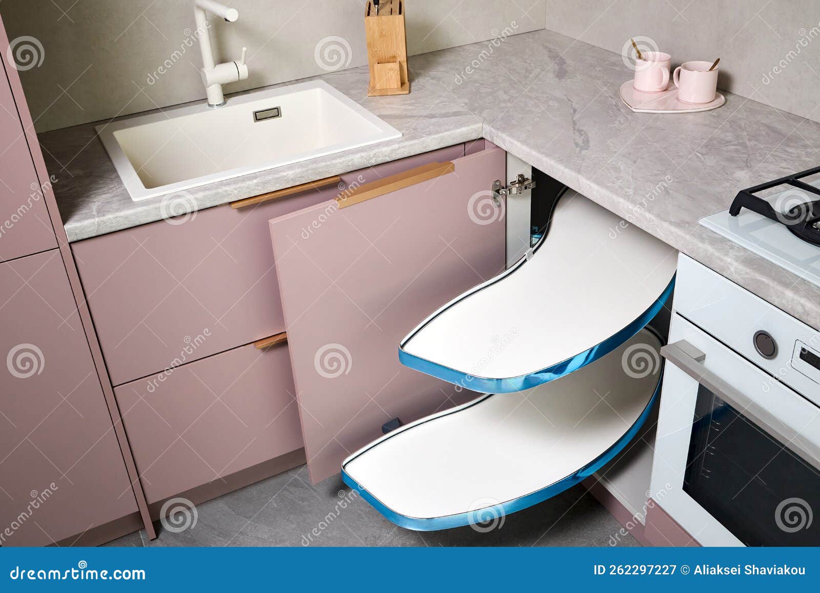 Kitchen Access Mechanism Magic Corner for Blind Corner