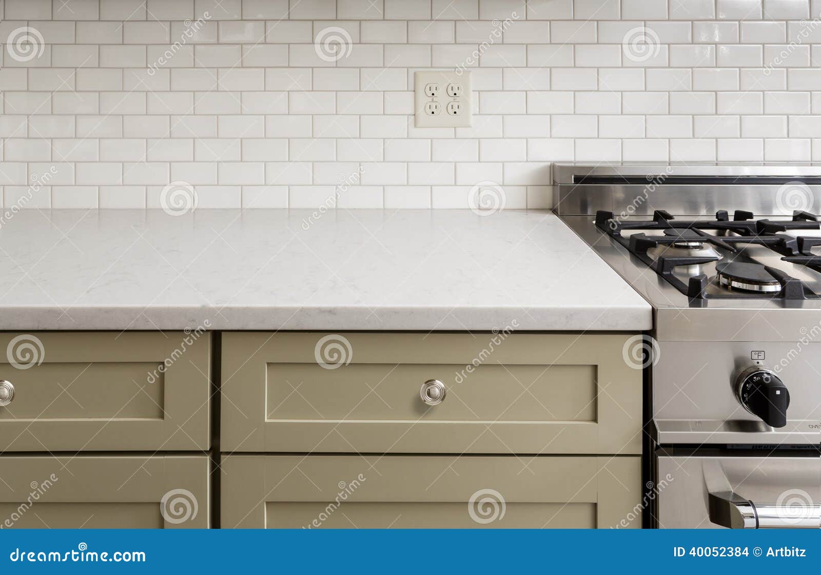 kitchen counter with tile, stainless steel oven stove, sh