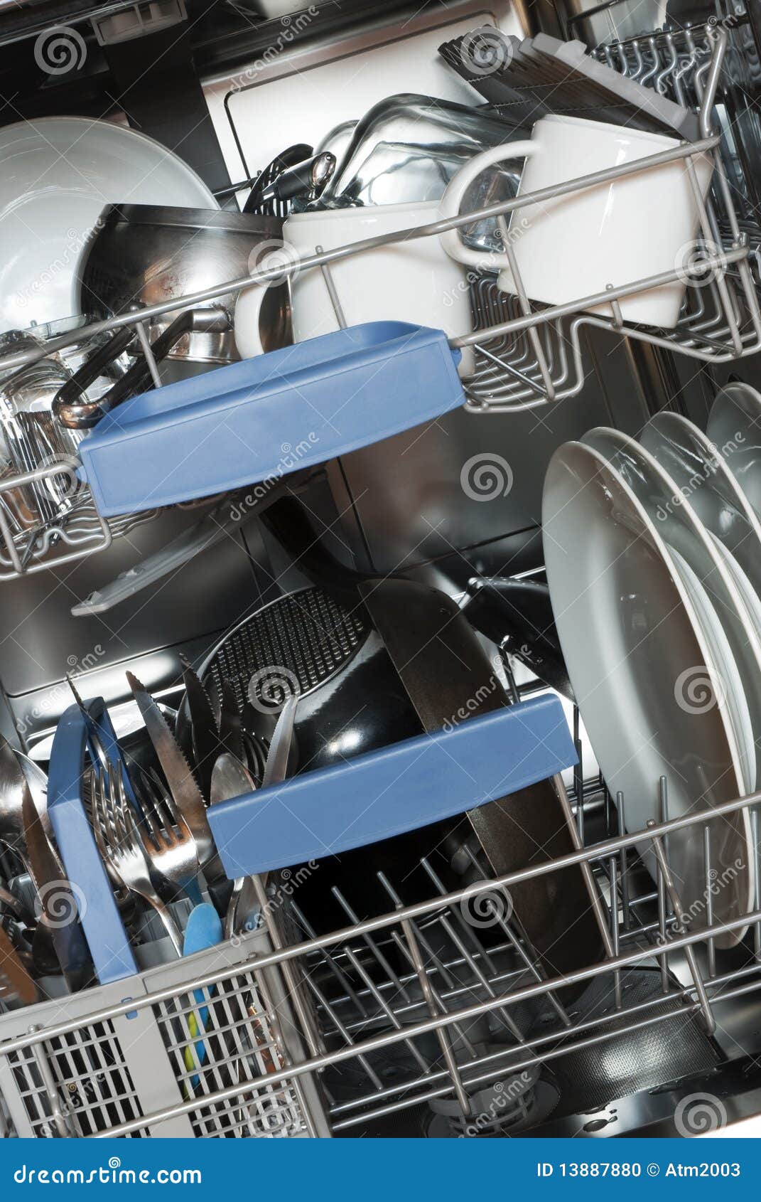 kitchen dishwasher