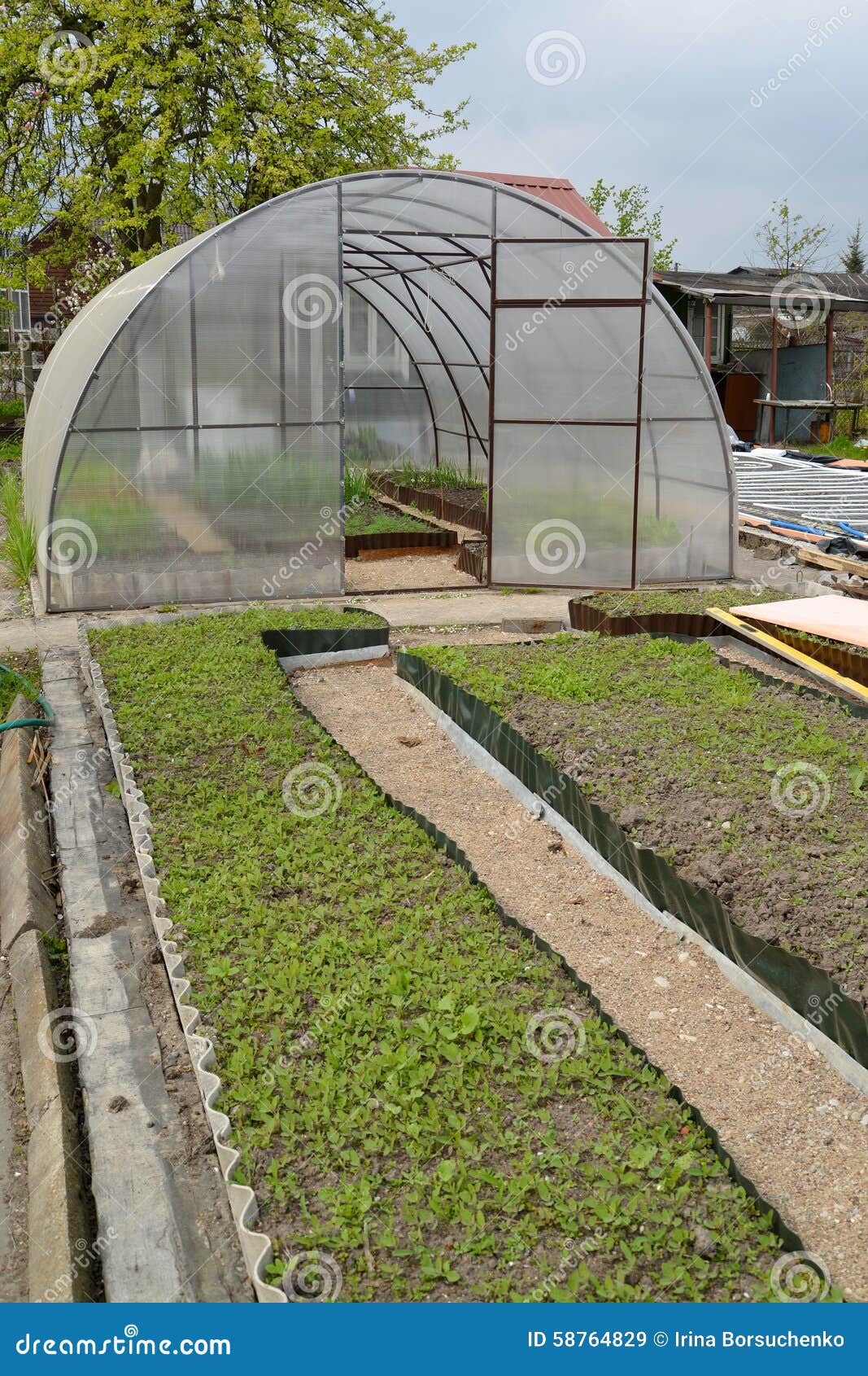 Kitchen Garden and the Greenhouse from Cellular Polycarbonate Stock