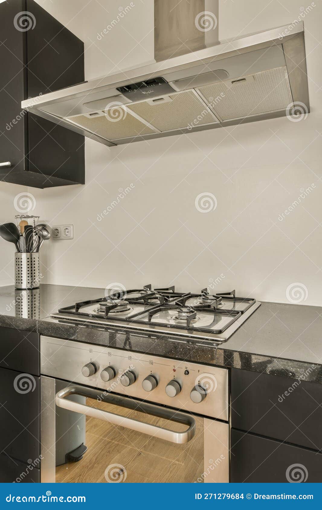 3,456 Cooker Hood Stock Photos - Free & Royalty-Free Stock Photos from  Dreamstime