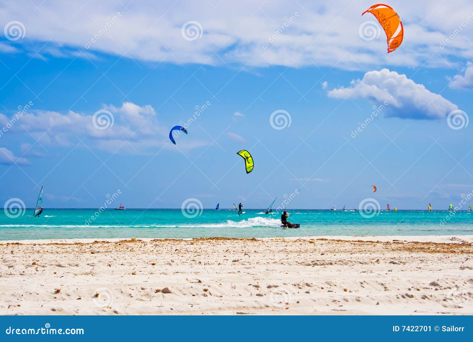 Kitesurfing in Italy stock image. Image of clear, mediterranean 7422701