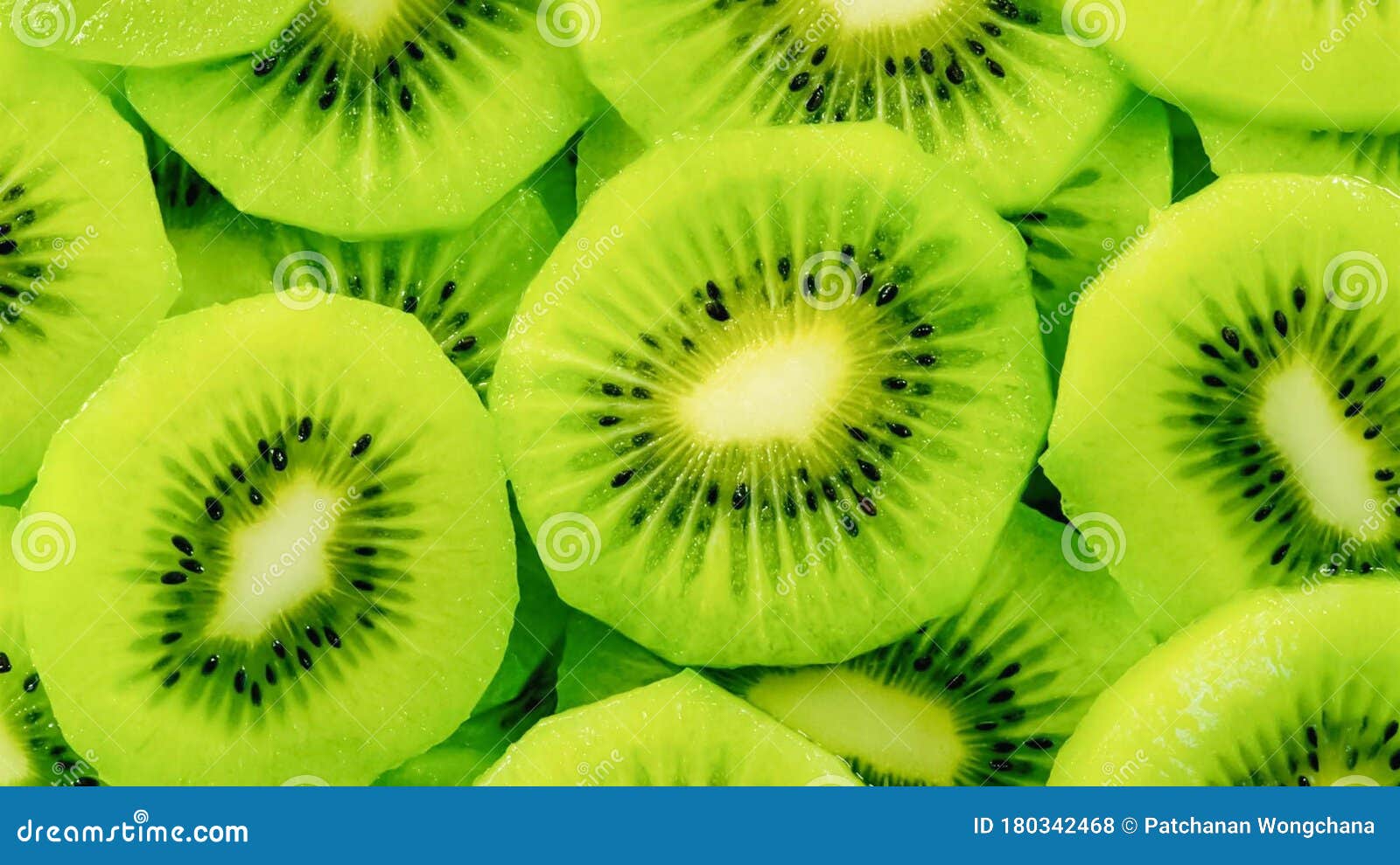 Nền tảng Kiwi tươi sáng: Tận hưởng tình cảm tươi mới với hình nền nền tảng Kiwi xanh lá mới. Bạn sẽ nhanh chóng cảm nhận được sức sống mạnh mẽ và tinh tế của tông màu này. Nó sẽ khiến bạn tươi cười và cảm thấy hạnh phúc.