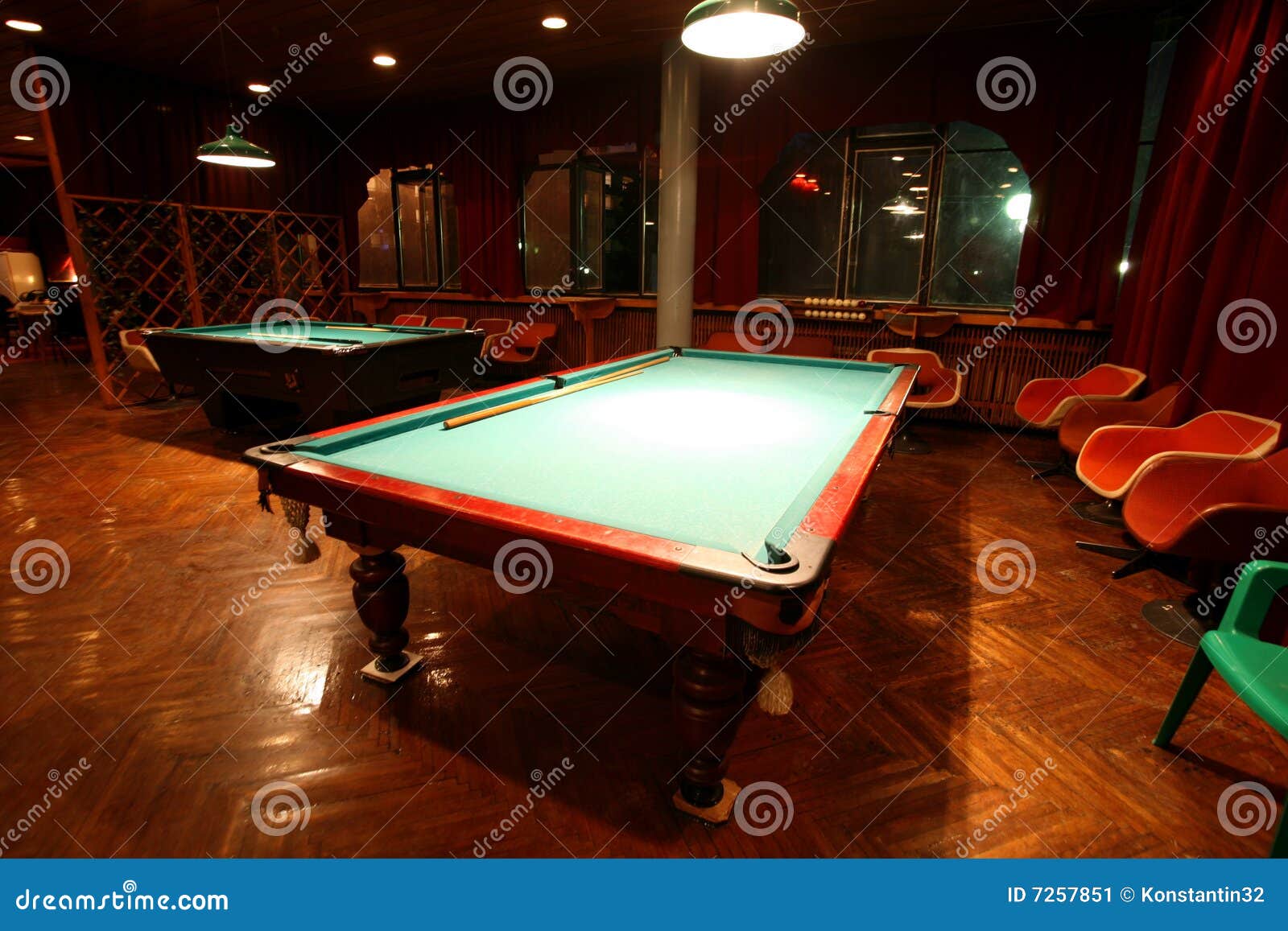 Klassisches Billiard stockbild. Bild von liebhaberei, nachricht 7257851