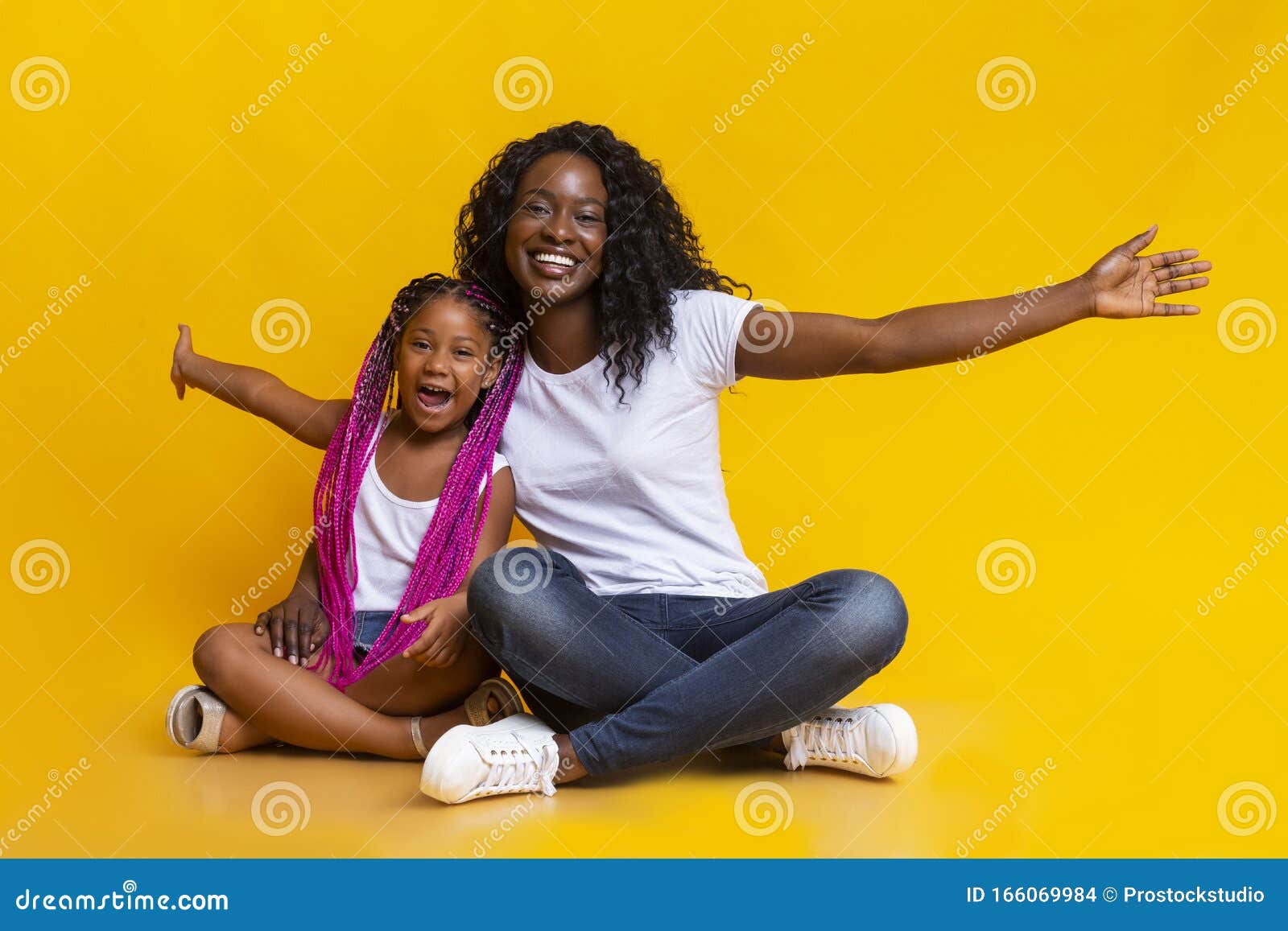 Momliketeens