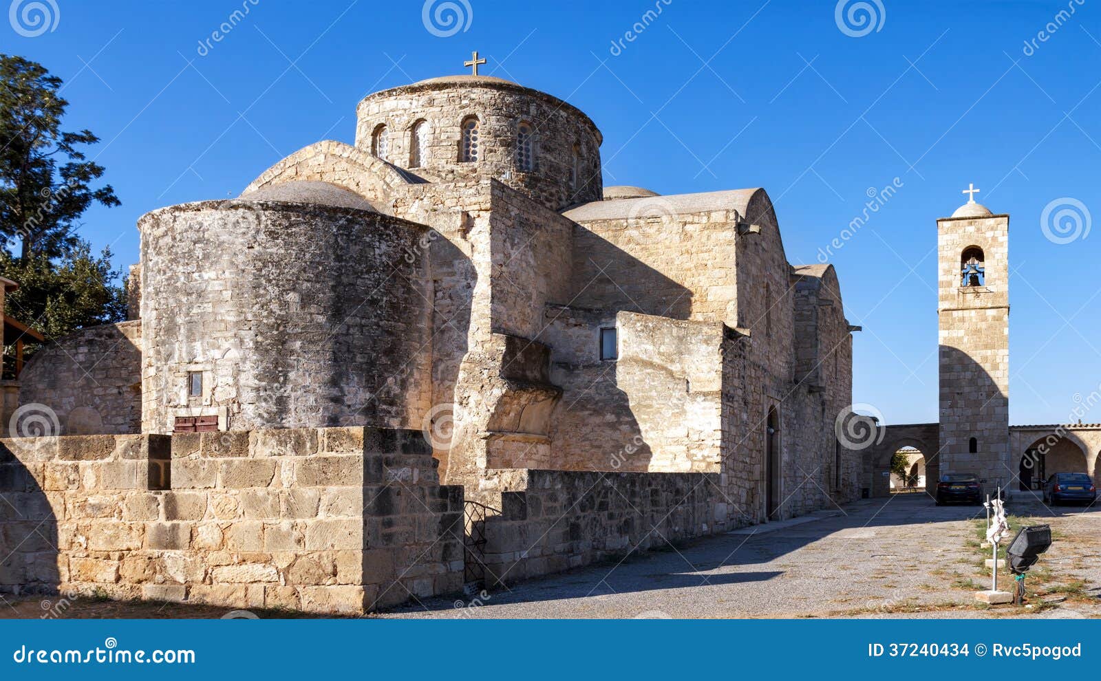 Klooster Van St. Barnabas, Noordelijk Cyprus Stock Foto Image of