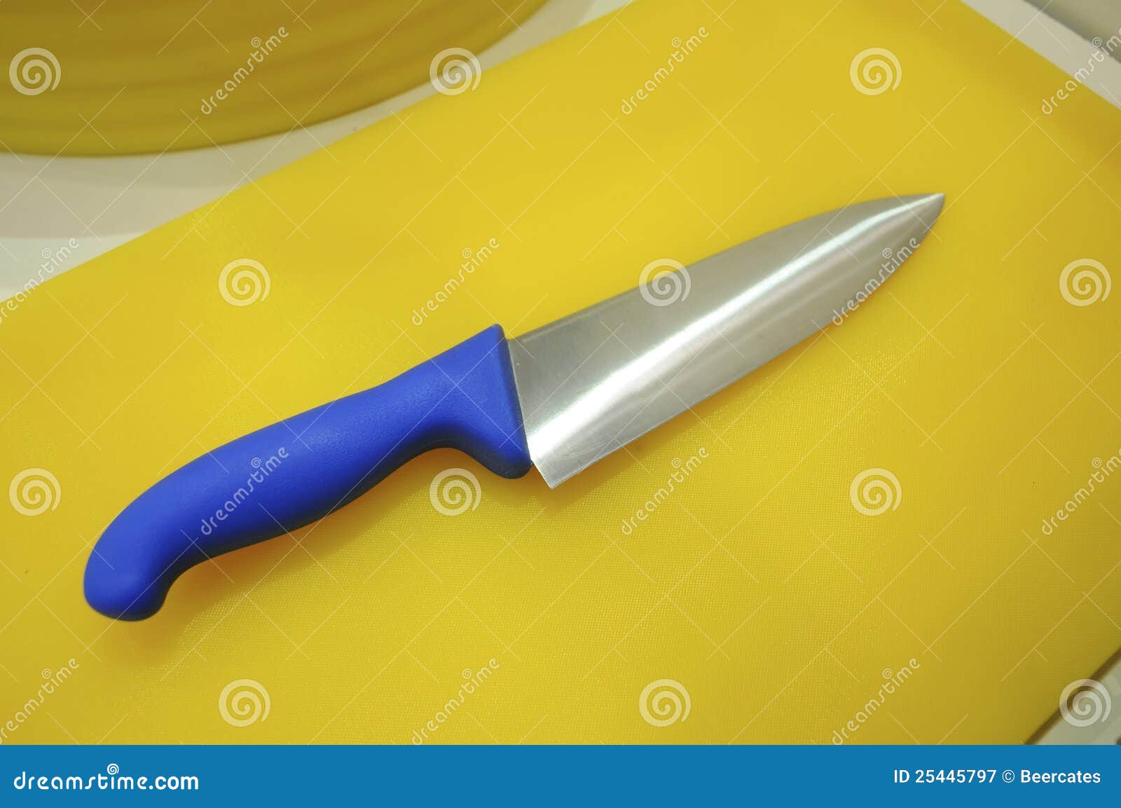 Knife on chopping board stock image. Image of plastic 25445797