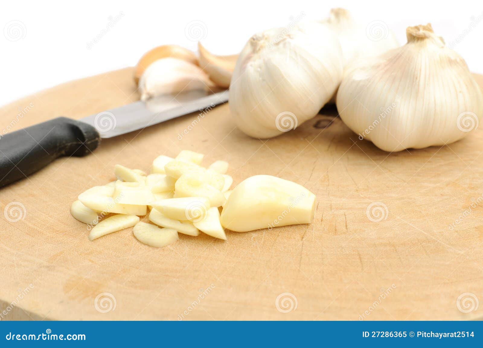 Knife, Garlic and a Cutting Board Stock Image Image of garlic, knife
