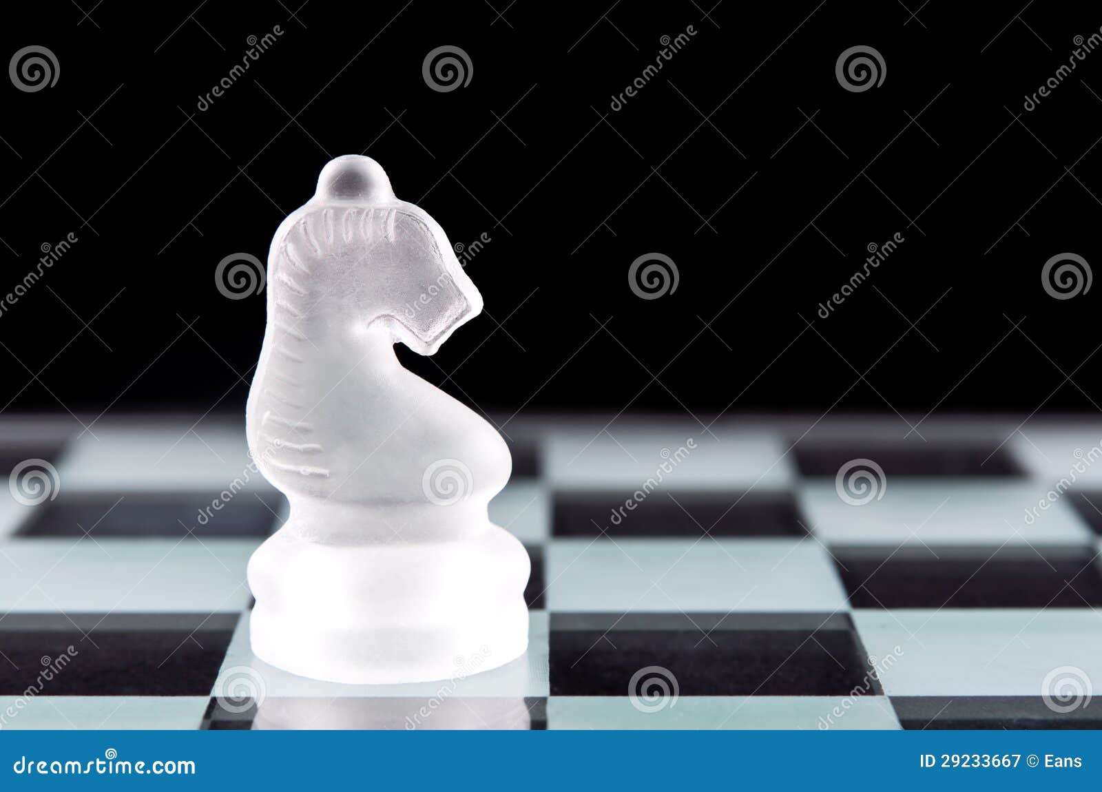 45,800+ Knight Chess Piece Stock Photos, Pictures & Royalty-Free Images -  iStock