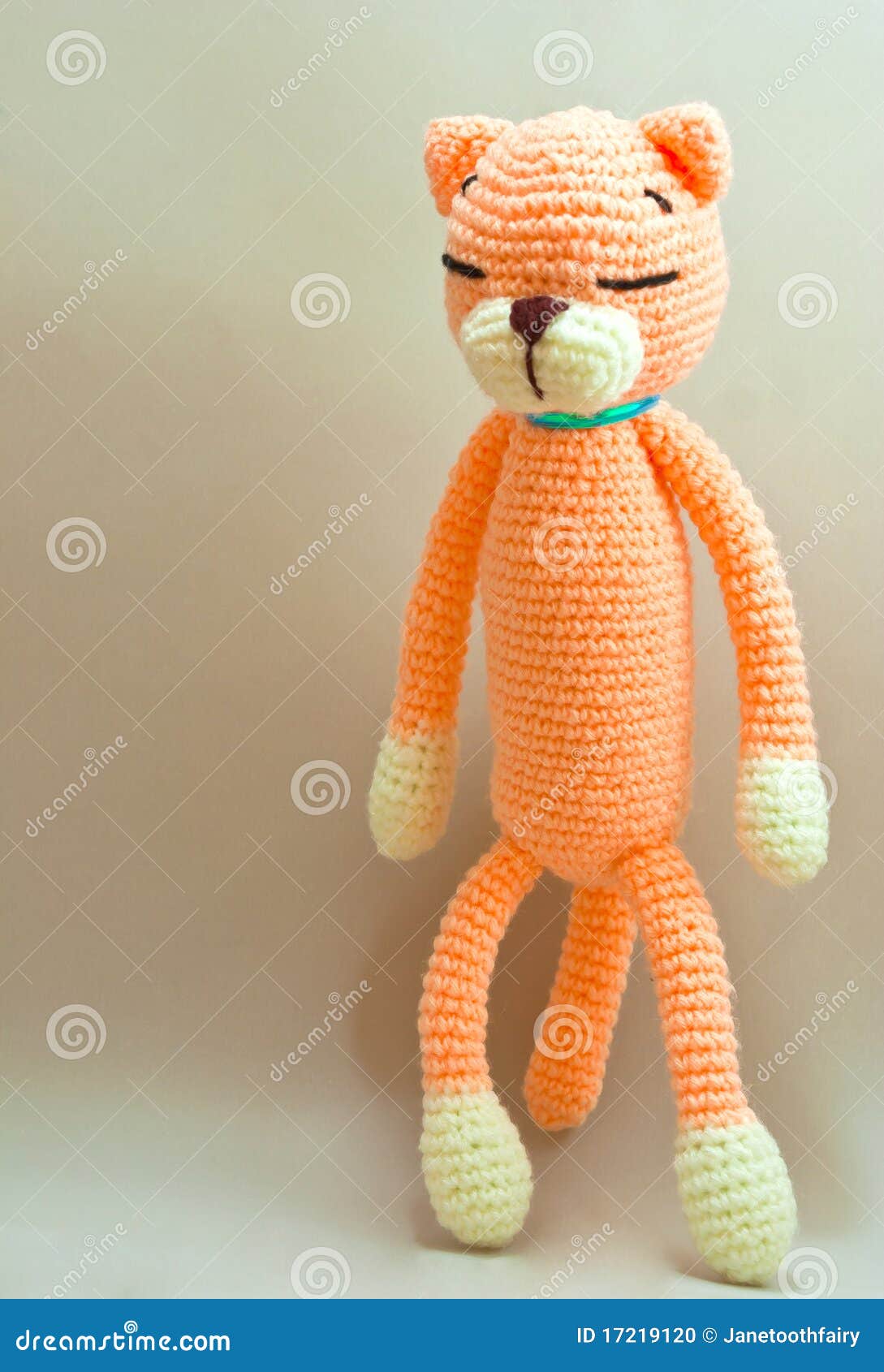 Knitted cat toy stock photo. Image of plaything, wool 17219120