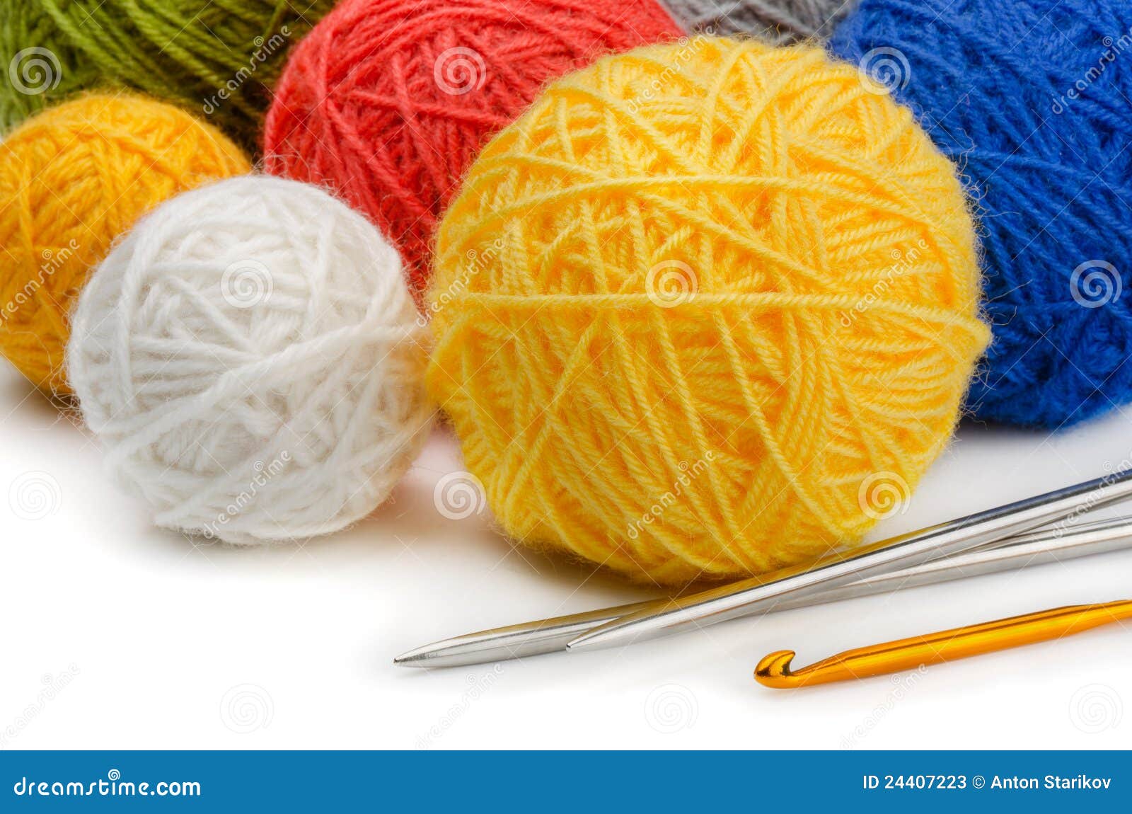 Knitting supplies stock image. Image of accessory, homemade 24407223