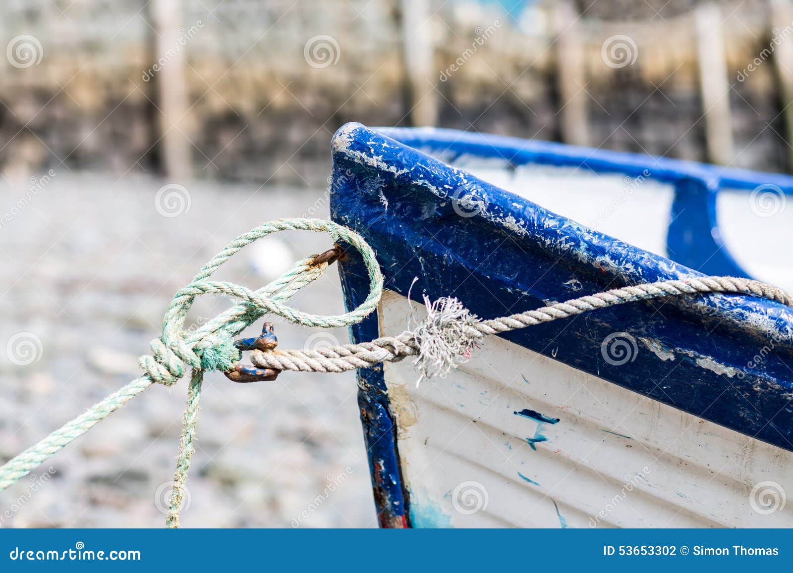 Knot on Red White Boat stock photo. Image of devon, knot 53653302