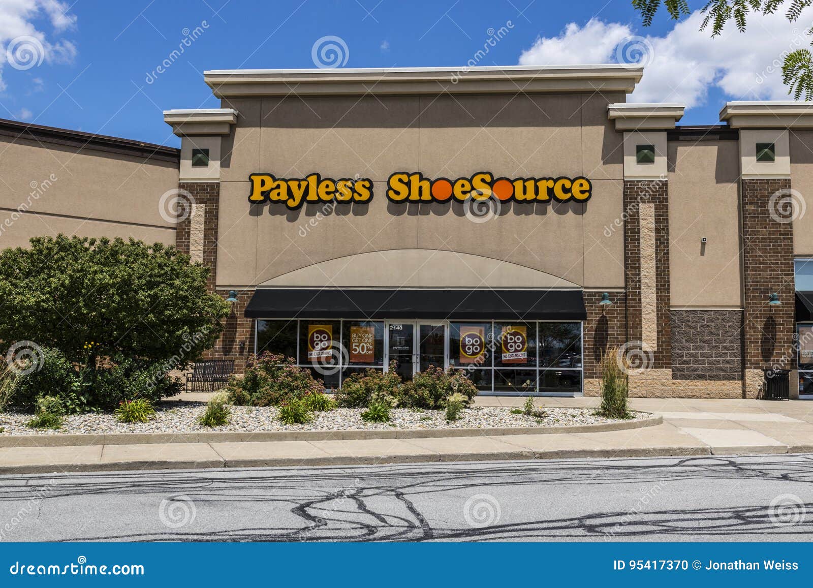 Kokomo - Circa June 2017: Payless ShoeSource Retail Strip Mall Location ...
