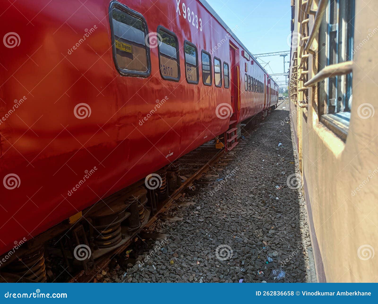 train travelling in opposite direction