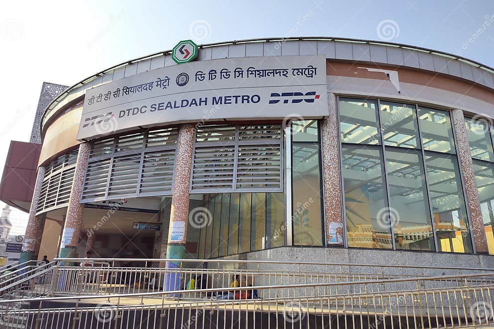 Busiest and Famous Sealdah Metro Railway Station Architecture and Front Busiest and Famous Sealdah Metro Railway Station Architecture and Front