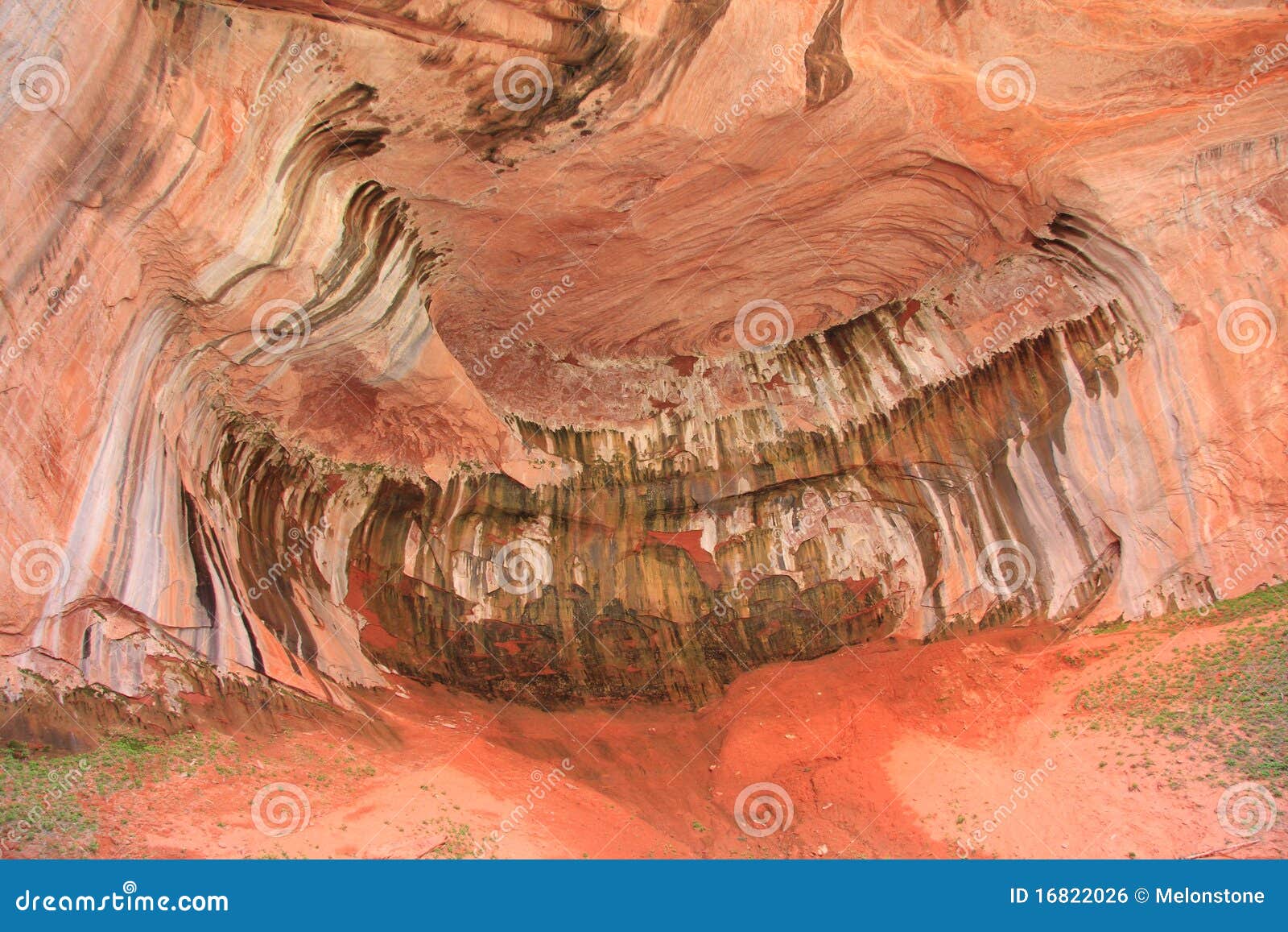 Kolob s Double Arch Alcove stock photo. Image of overhang 16822026