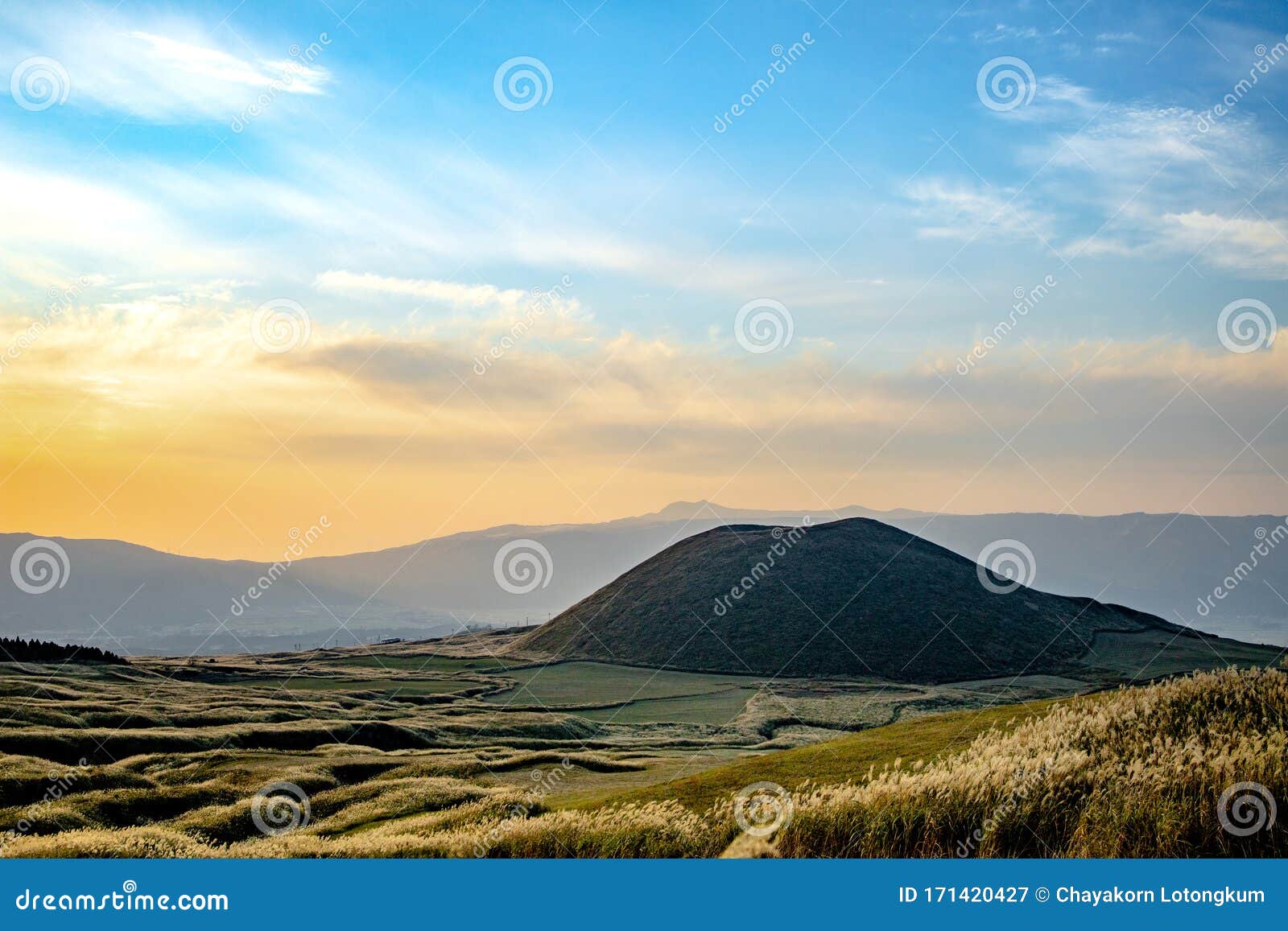 Komezuka Of Mount Aso Aso San The Largest Active Volcano In Japan Stock Image Image Of Climbing Komezuka Komezuka Of Mount Aso Aso San The Largest Active Volcano In Japan Stock Image Image Of Climbing Komezuka