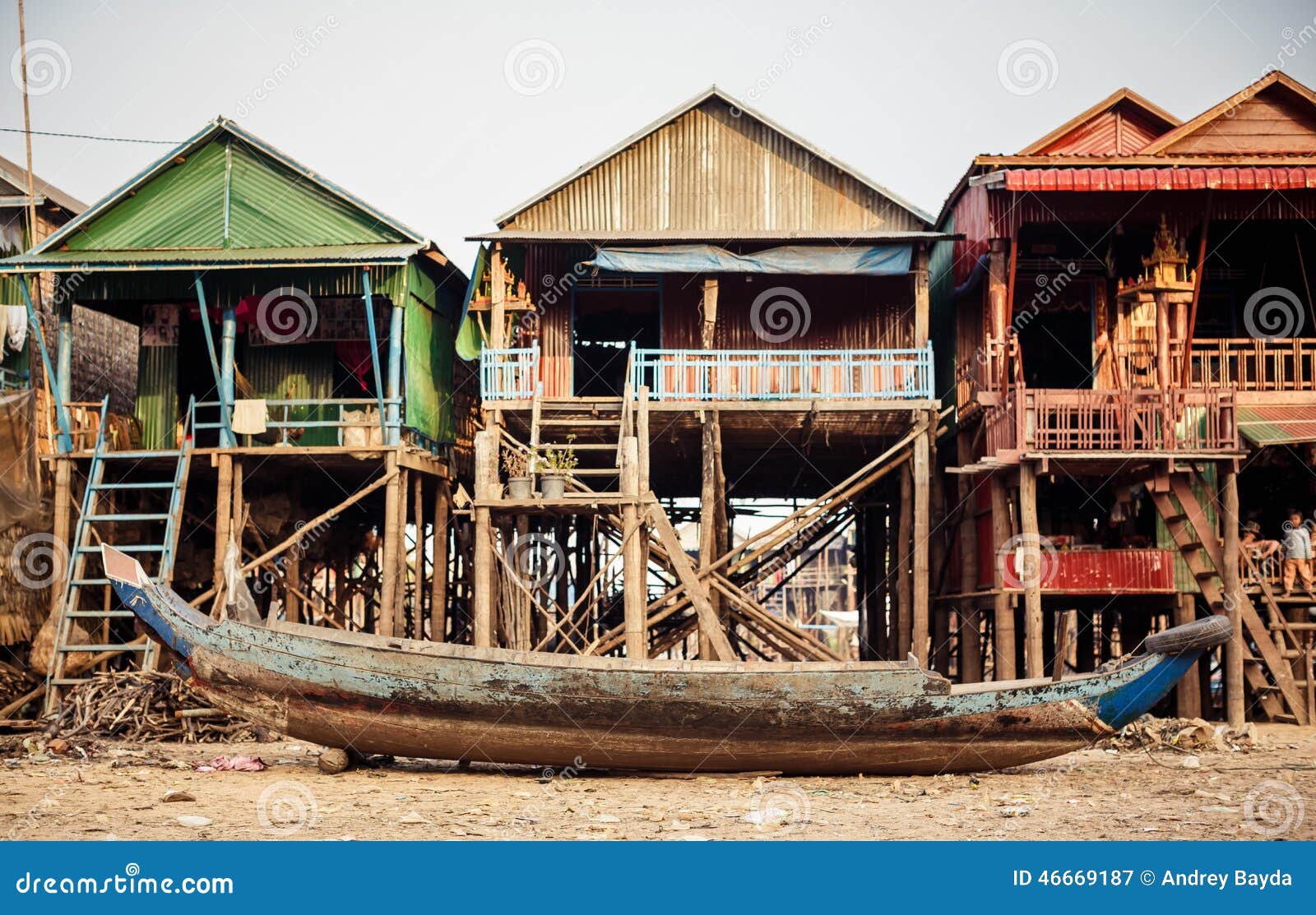 1600px x 1113px - Kompong Phlok Floating Village Stock Image - Image of building, poor:  46669187