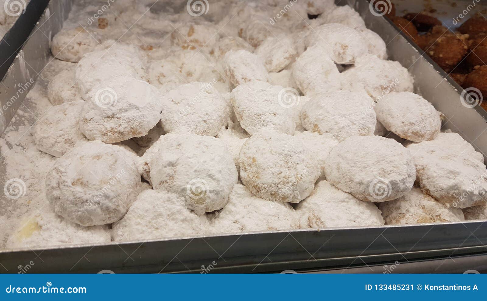 Dolci Natalizi Greci.Kourampiedes Greci Di Melomakarona Dei Dolci Di Natale Di Tranditional Immagine Stock Immagine Di Mediterraneo Background 133485231