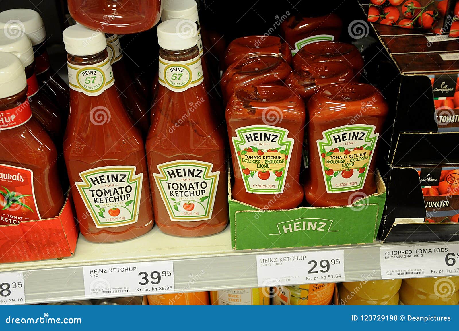 KRAFT HEINZ TOMTO KETCHUP TOMATO CH. Editorial Stock - Image of united, editorial: 123729198