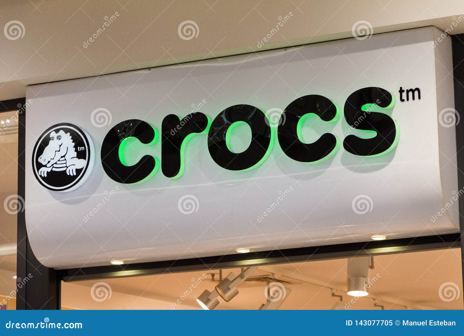 crocs manufacturing