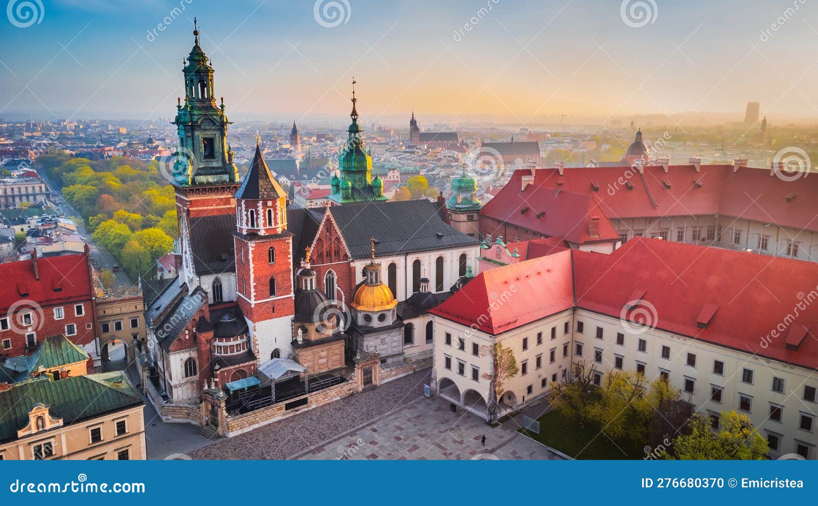 krakow, poland - wawel castle aerial view, cracovia