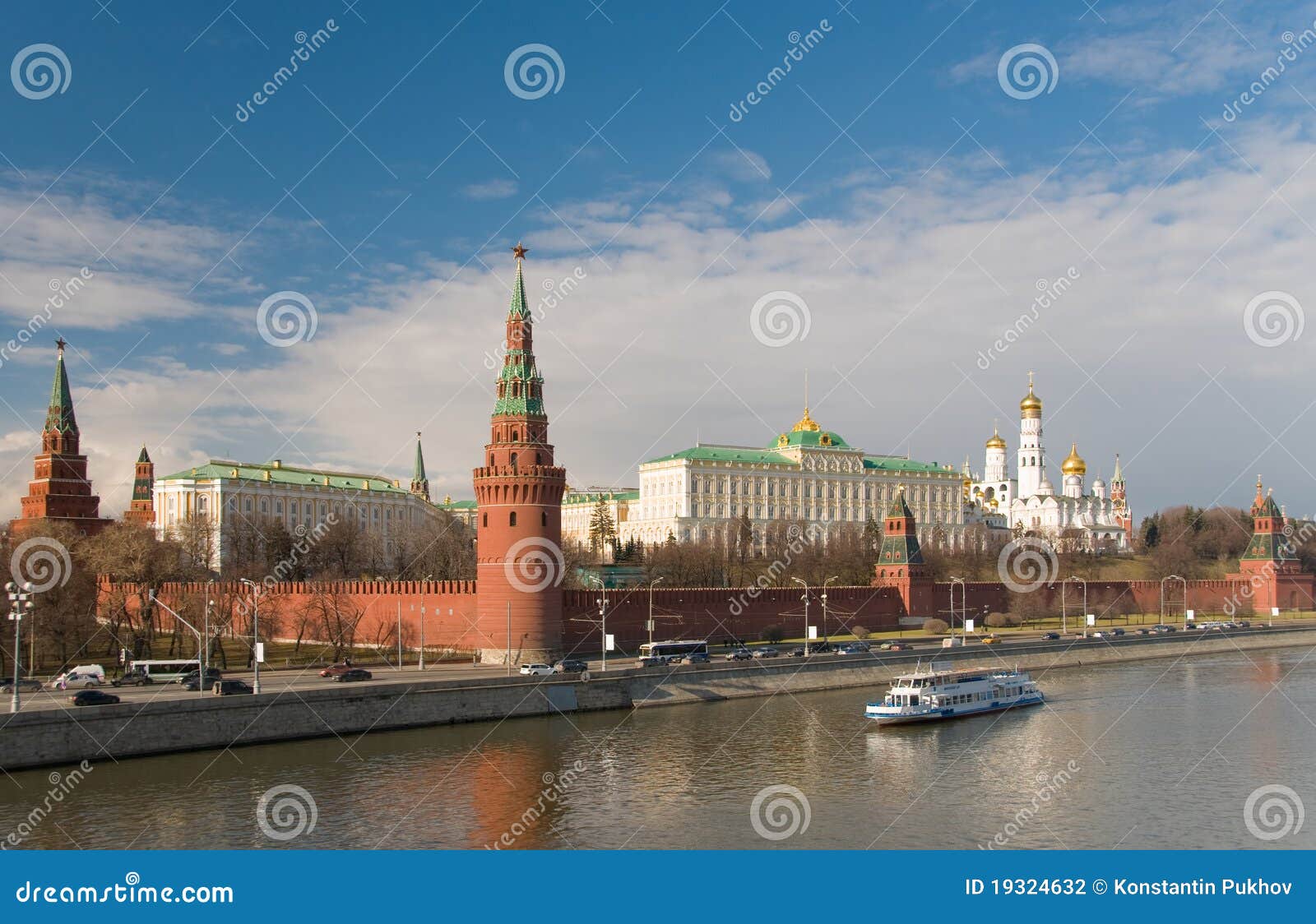 Kremlin. Heart of Russia stock photo. Image of light - 19324632