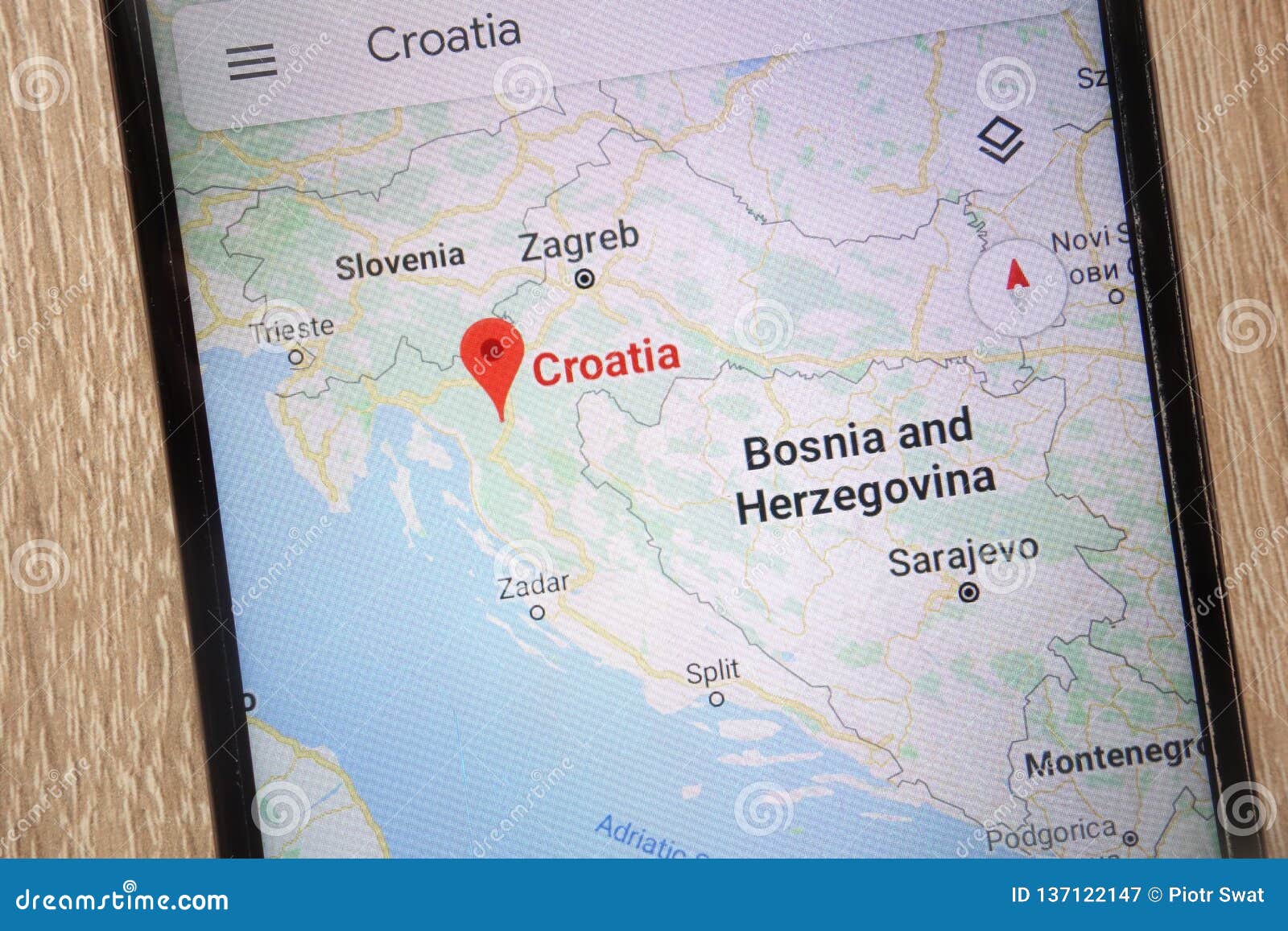 Kroatien-Standort Auf Google Maps Zeigte Auf Einem Modernen Smartphone
