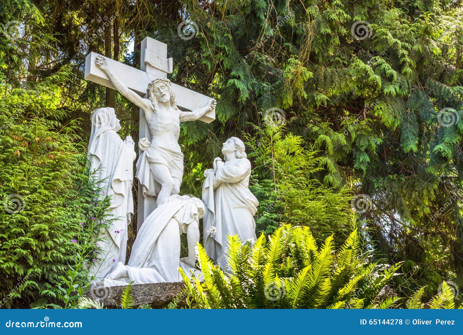 Aan Het Kruis Genageld Kruisiging Van Jesus Aan Het Kruis Wordt Genageld Dat Stock Foto