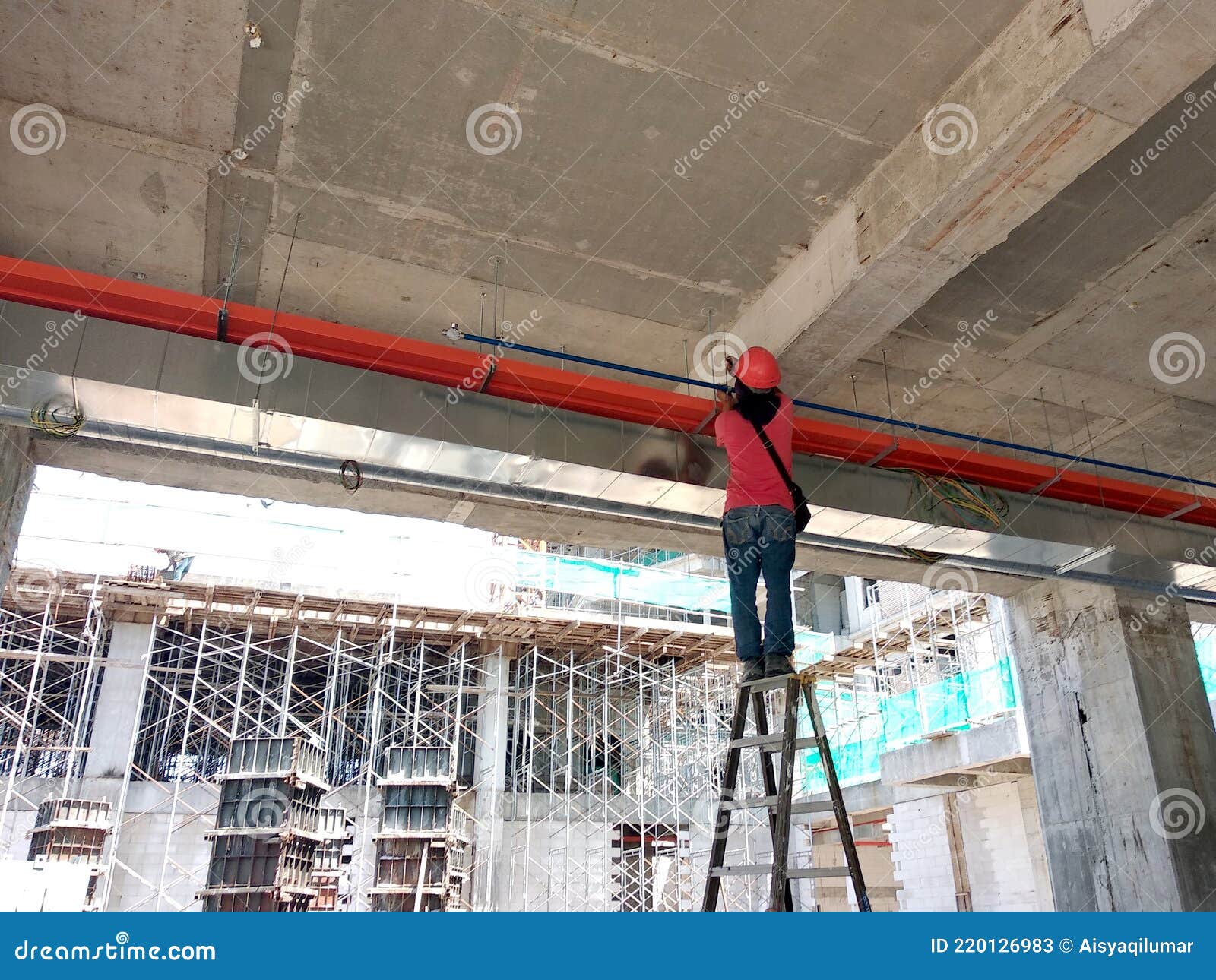 Installation of Electrical Services, Conduit, Cable Tray and Wire-ring at  the High Leve Editorial Stock Photo - Image of electricity, home: 220126983