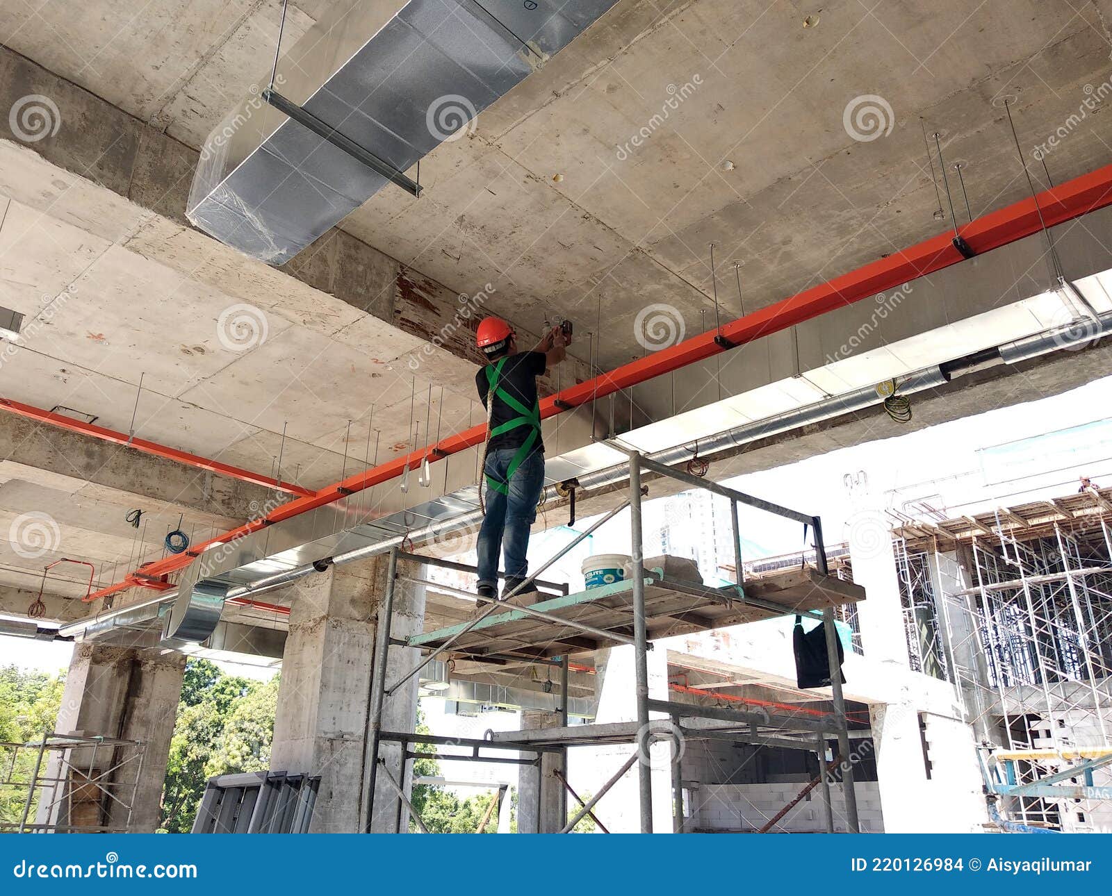 Installation of Electrical Services, Conduit, Cable Tray and Wire-ring at  the High Leve Editorial Stock Photo - Image of electricity, home: 220126983